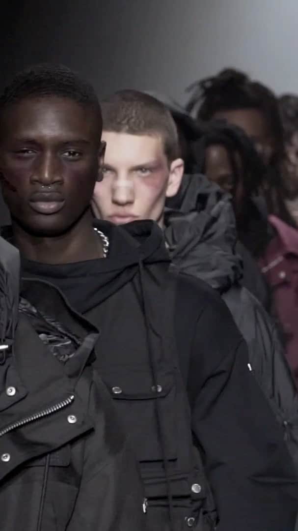 タトラスのインスタグラム：「TATRAS × RIOT HILL collection movie from Paris Fashion Week. Discover the entire collection of the collaboration.  Available for purchase on TATRAS official website.   @riot__hill  #Tatrasofficial #Tatraspeople」