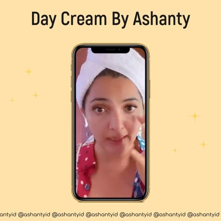 ASHANTY BEAUTY CREAM OFFICIALのインスタグラム：「Ashanty Anti Aging Day Cream menjaga kulit wajah dari paparan buruk sinar matahari, membuat wajah lebih cerah dan glowing. Selalu lindungi kulit wajah dari paparan sinar matahari yang mengakibatkan timbulnya flek hitam pada kulit wajah. Cegah sebelum terlambat dengan rutin menggunakan Anti Aging Cream Series by @ashantyid ✨  _________________________________ Informasi dan pemesanan : WA: 081293823950 WA: 085781140354 WA: 081287388885 WA: 087778489900 FAST RESPONS CLICK LINK yang ada di Bio IG @ashantyid  _________________________________ #ashantybeautycosmetics #beauty #cosmetics #brandlocal #kosmetikhalal #makeup #kosmetikartis #ashanty #thehermansyah #beautyvlogger #jualkosmetikmurah #kosmetikmahal #kosmetikbagus #ashantyid #keluargaasix #ashantyhermansyah #mua」