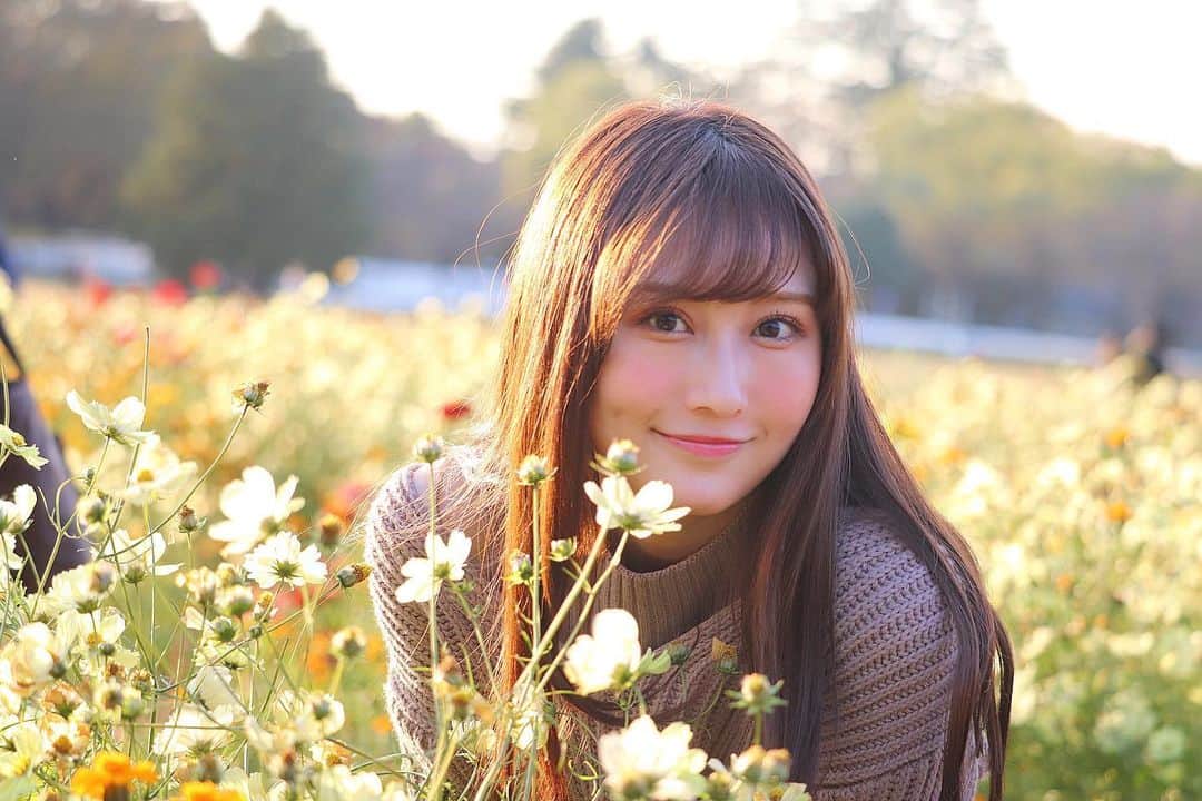 矢倉楓子さんのインスタグラム写真 - (矢倉楓子Instagram)「写真いっぱいあるから載せちゃおー💐﻿ ﻿  #昭和記念公園 #花畑 #お花  #自然 #インスタ映え #紅葉」12月2日 19時19分 - fufu_ice