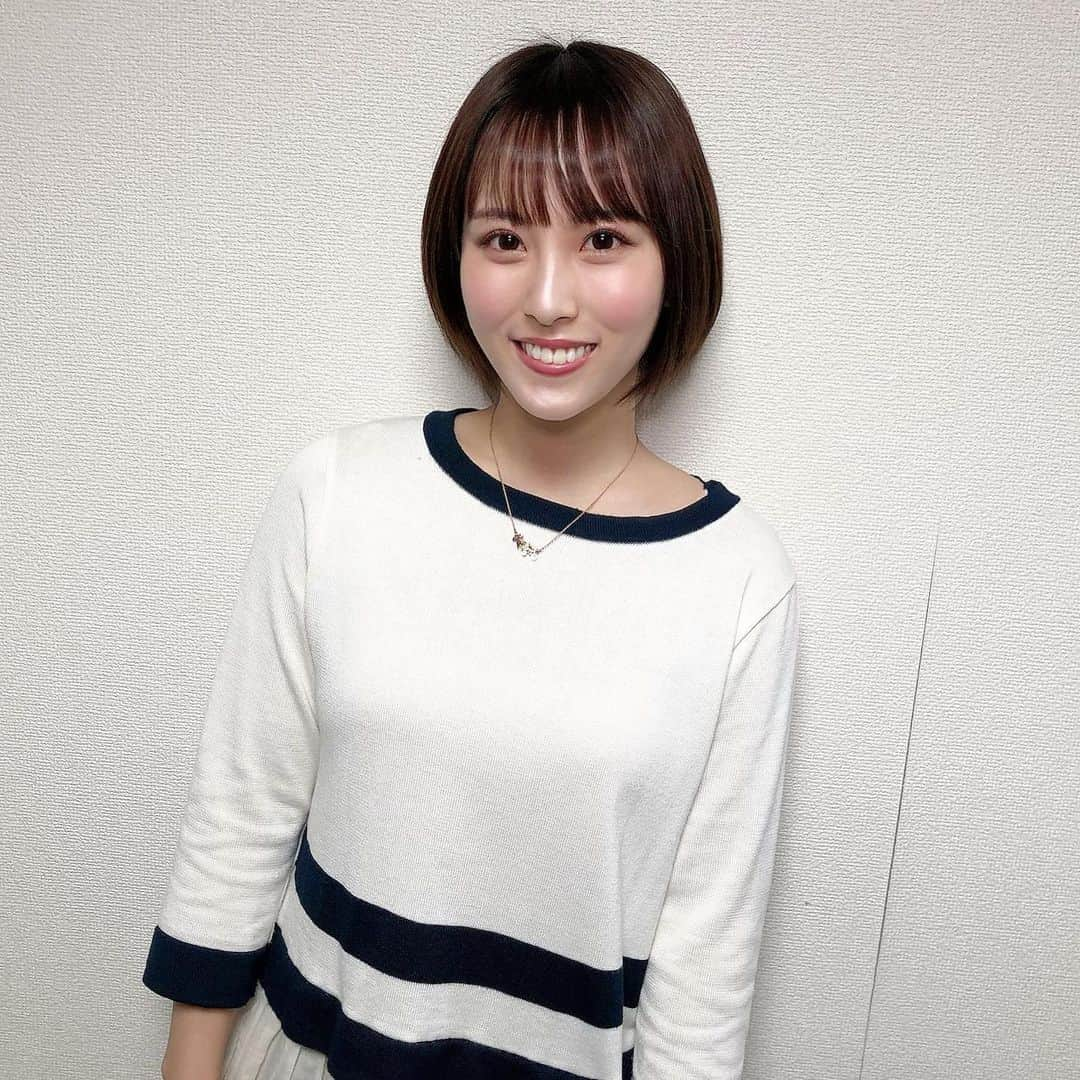 森田真理華さんのインスタグラム写真 - (森田真理華Instagram)「タートピッ！の収録でした🪐 . ジャパンカップの感想が なかなかまとまらなくて 収録で話す言葉を考えるのも とっても時間がかかってしまいました . まだレースがずっと頭にあるし アーモンドアイとのお別れが 自分の中でしっかりできてない☁️. . 感動を何度もくれたこと こんな年に最高の希望をくれたこと 最後まで輝き続けてくれたこと 感謝しても仕切れません。 また会いたいなー。 引退式こそは当たりますように🙏💕. . もっともっと馬が大好きになった！ . インスタライブでも たくさんの方と感想を語り合えて嬉しかった💕 . #馬#乗馬友達募集中 #タートピッ#JRA#アーモンドアイ  #ジャパンカップ#競馬 #馬への愛が止まらない」12月2日 19時25分 - marika__morita