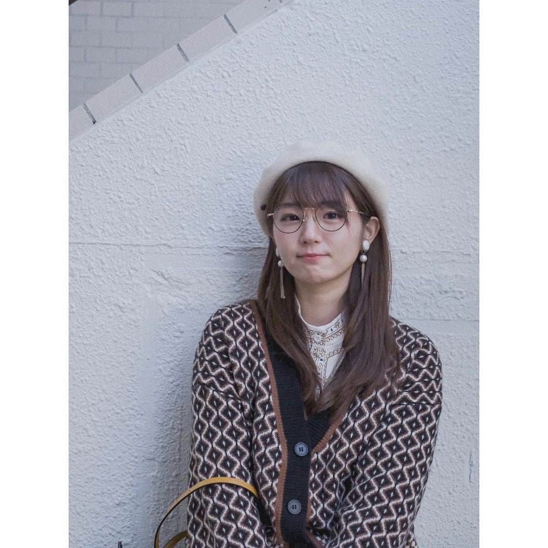 長谷川かすみのインスタグラム：「自分のダメなところは嫌なほど見えてくるから、良いところも考えてみることにした！！  まず１つ、 落ち込んでも落ち込んだままじゃなくて、これからどうしたらいいかを考えることが出来ること。  自分のこういうところは好きだなって思う😤  よし、がんばろっと。  写真は天音氏 @amanerina が撮ってくれたよ！さんきゅっ♡」