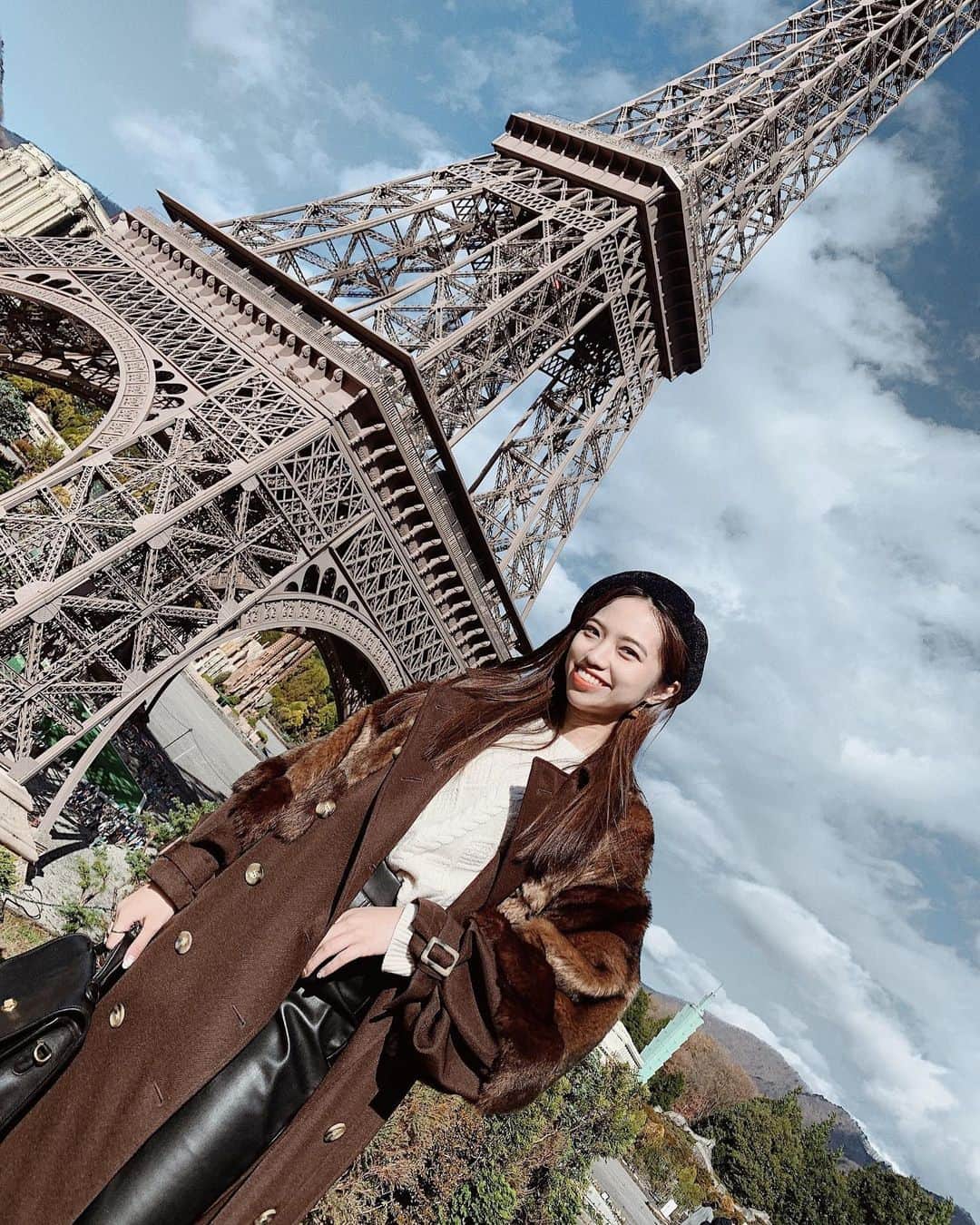 のインスタグラム：「コロナで世界旅行に行けないので ミニチュア世界旅行に行ってきました幸 🌏~✈︎ 📍🇫🇷  #世界旅行 #栃木観光 #東武ワールドスクウェア #温泉  #ミニチュア #日光 #鬼怒川 #フランス」