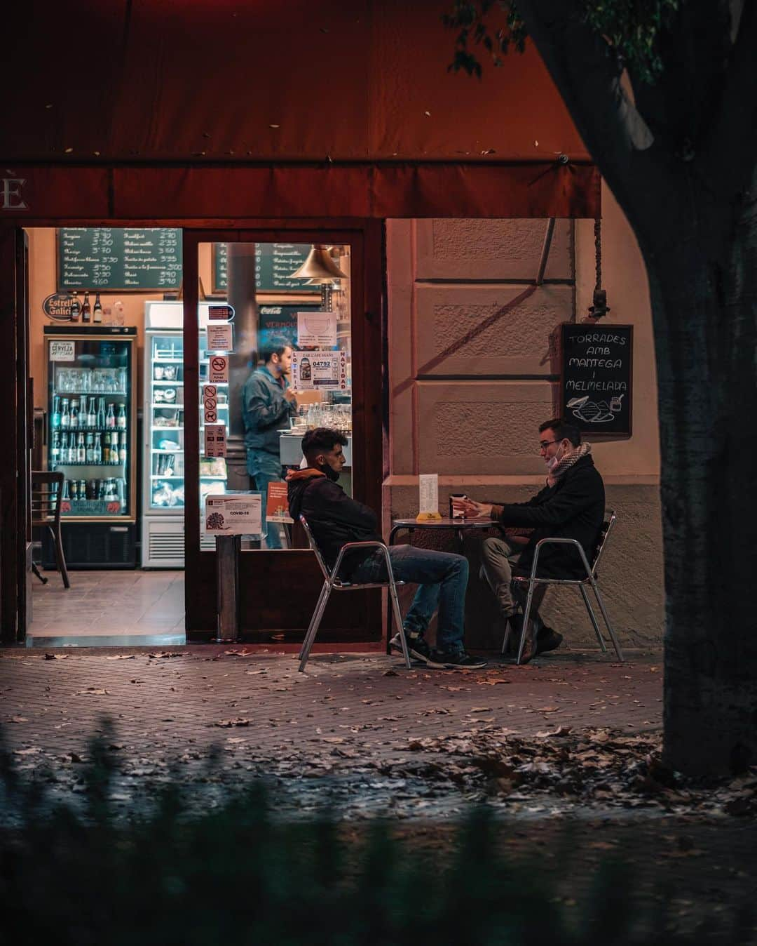 Nicanor Garcíaさんのインスタグラム写真 - (Nicanor GarcíaInstagram)「When night is falling : Cuando cae la noche #nicanorgarcia @travelarchitectures  En esta serie he probado como se comportaba la #FujifilmXS10 con poco luz y me ha sorprendido la calidad que puedes conseguir con baja velocidad de obturación gracias a su estabilizador #esFujifilmX  In this series I have tested how the #FujifilmXS10 behaves in low light, and I was surprised by the quality that you can achieve with low shutter speed thanks to its in-body stabilization #esFujifilmX」12月2日 20時29分 - nicanorgarcia