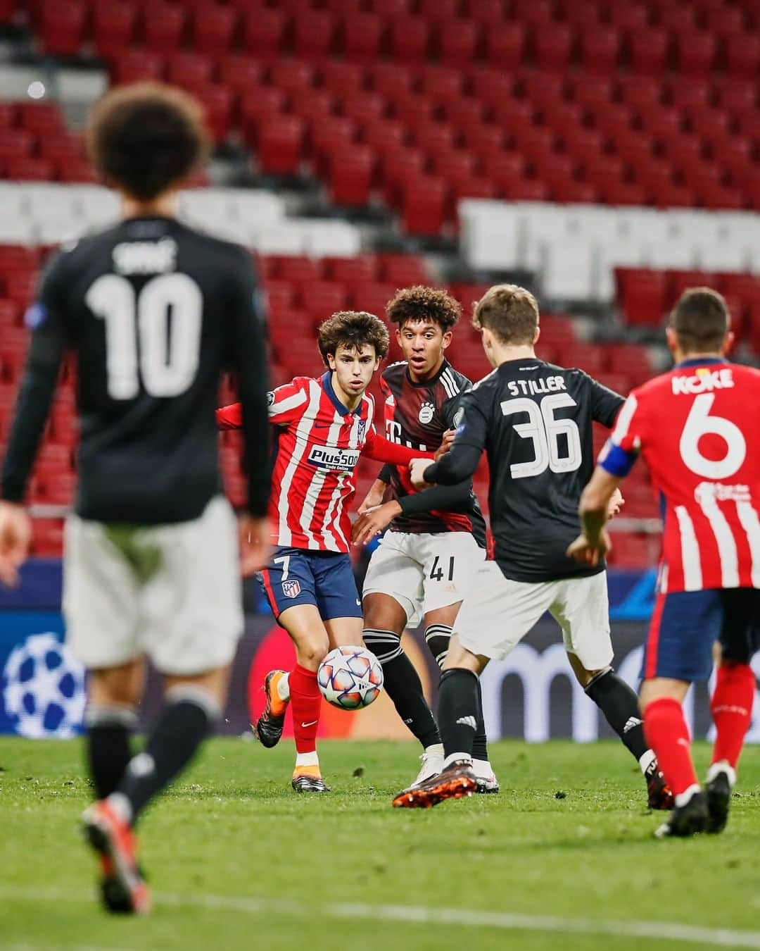 バイエルン・ミュンヘンさんのインスタグラム写真 - (バイエルン・ミュンヘンInstagram)「📸✨ @championsleague nights 🤩  #AtletiFCB #MiaSanMia #UCL #ChampionsLeague #WeiterImmerWeiter」12月2日 20時30分 - fcbayern