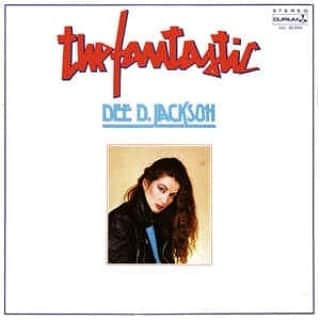 中村松江さんのインスタグラム写真 - (中村松江Instagram)「今日の一曲はDee D. Jacksonで『SOS (Love To The Rescue)』です✨ アルバム「The Fantastic Dee D. Jackson」に収録。 なんか懐かしのディスコ・ミュージック大会みたいになってきましたが、これも流行ってたと思います😄 1980年リリースのとにかくキャッチーでパワフルな一曲です✨ (№454) #歌舞伎　#中村松江 #deed.jackson #sos(lovetotherescue) #thefantasticdeed.jackson」12月3日 7時26分 - matsue_nakamuraofficial