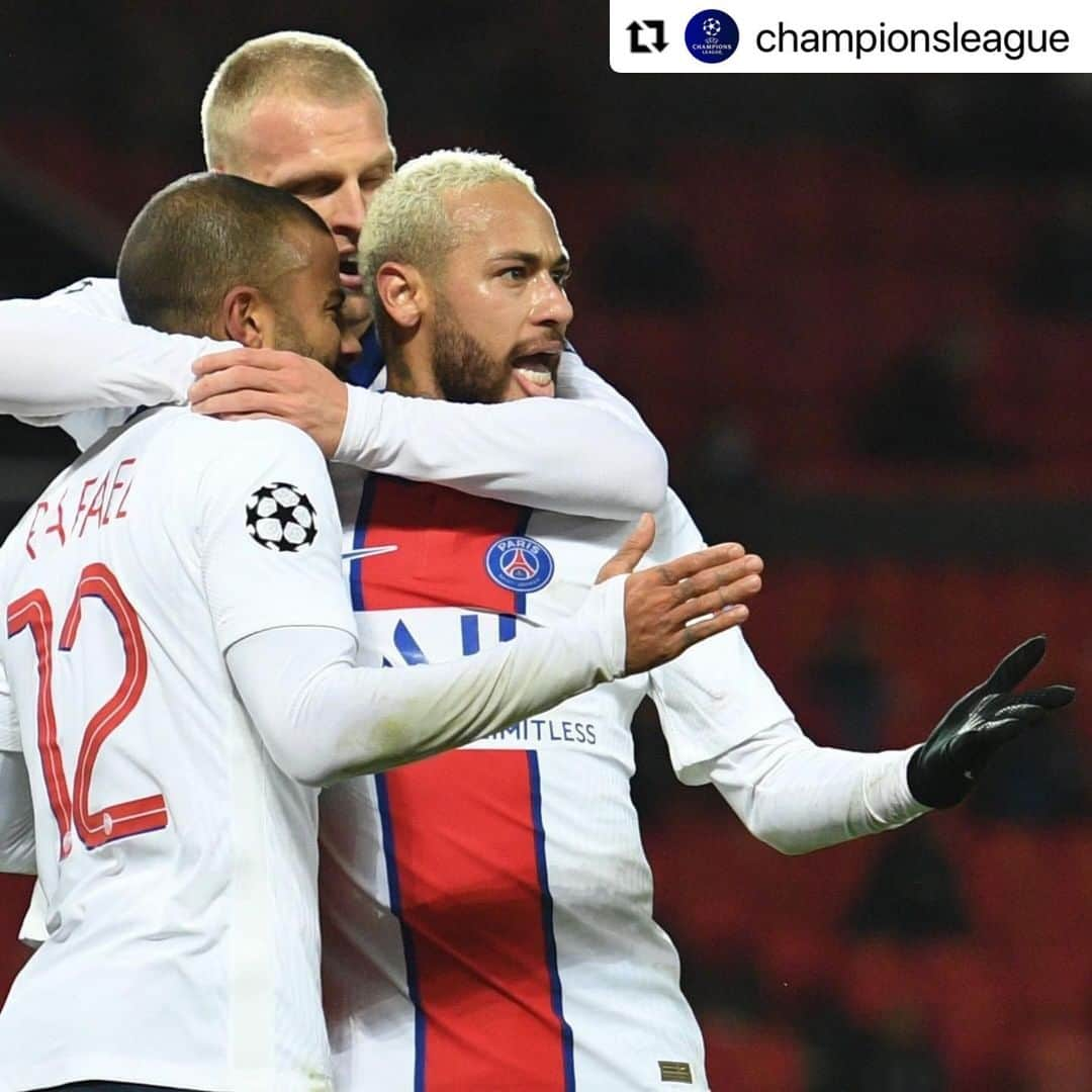 リーグ・アンさんのインスタグラム写真 - (リーグ・アンInstagram)「✔️ Le @psg s’impose à Old Trafford (1-3) et se rapproche d’une qualification en 8e de finale de @championsleague !   PSG win against @manchesterunited to move to the brink of qualification for the Round of 16!  #ucl #psg #manchesterunited」12月3日 7時30分 - ligue1ubereats