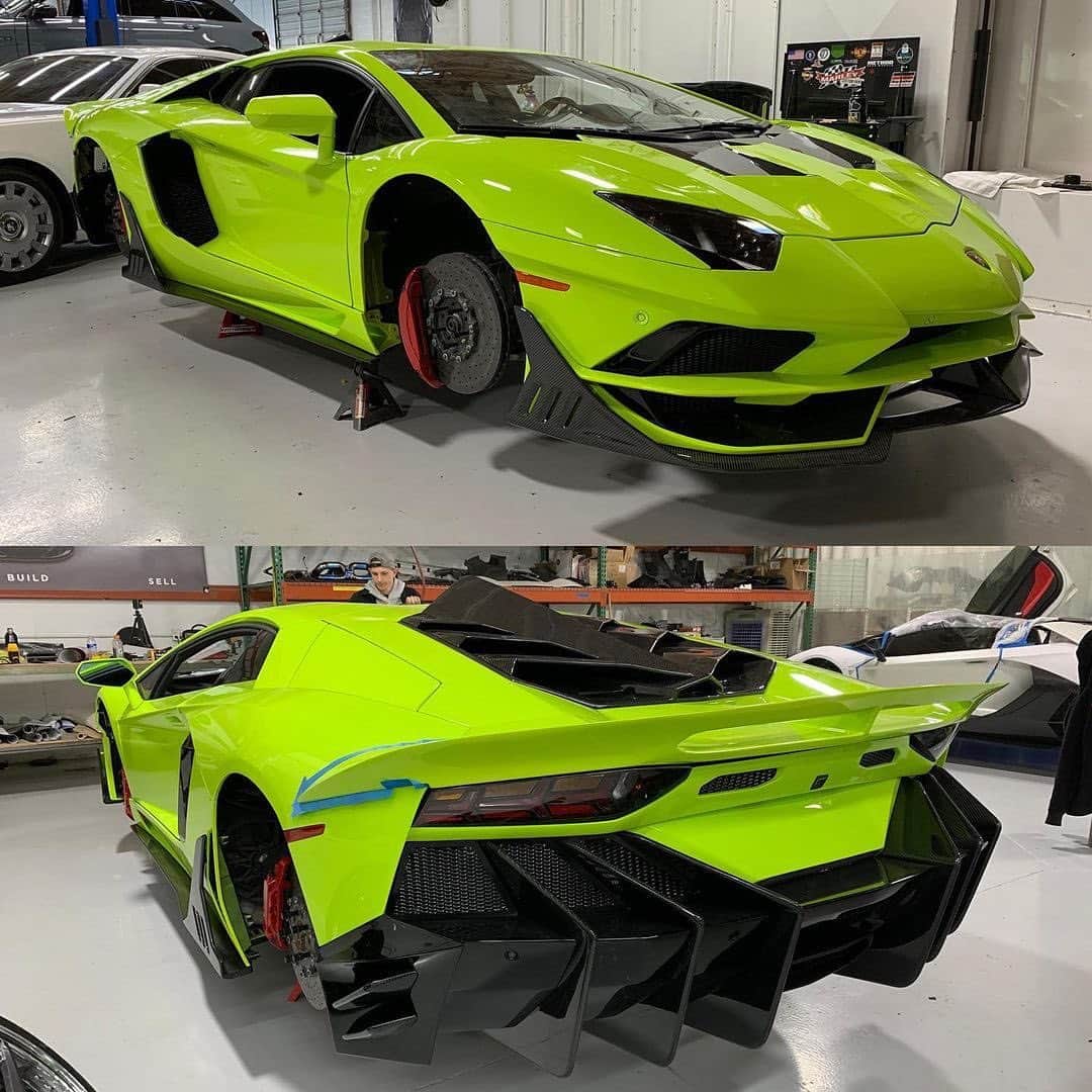 CarsWithoutLimitsさんのインスタグラム写真 - (CarsWithoutLimitsInstagram)「SVR Aventador coming soon by @cb_autosalon @creativebespoke  CBAutoSalon.com @svr.usa  #carswithoutlimits」12月3日 6時29分 - carswithoutlimits