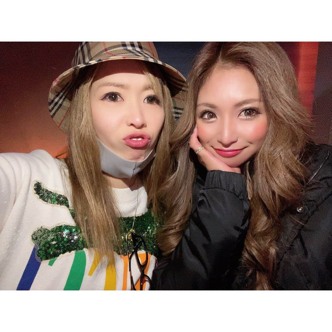 月瀬のあさんのインスタグラム写真 - (月瀬のあInstagram)「だいすきすけさん🥰🥰 酔うといつも生意気でごめんなさい💙笑 本日お休みでっす！！！ 爆睡してたよーん🐑💤 まだまだ寝るよー🧏🏾‍♀️笑 11月もありがとうございました🧚🏼‍♀️💓 今年残り1ヶ月( °-° ) 12月もよろしくお願いします！！！ . #月瀬のあ#バルセロナ#バルセロナグループ#barcelona #touri#桃李#ニュークラブ#キャバクラ#ホステス#キャバ嬢 #北海道#札幌#さっぽろ#すすきの#ススキノ #東京#歌舞伎町#大阪#北新地#名古屋#錦#仙台#福岡#中洲#followme#likeforlikes#l4l#followforfollow#f4f#いいね返し」12月2日 22時37分 - amon_noa.tsukise