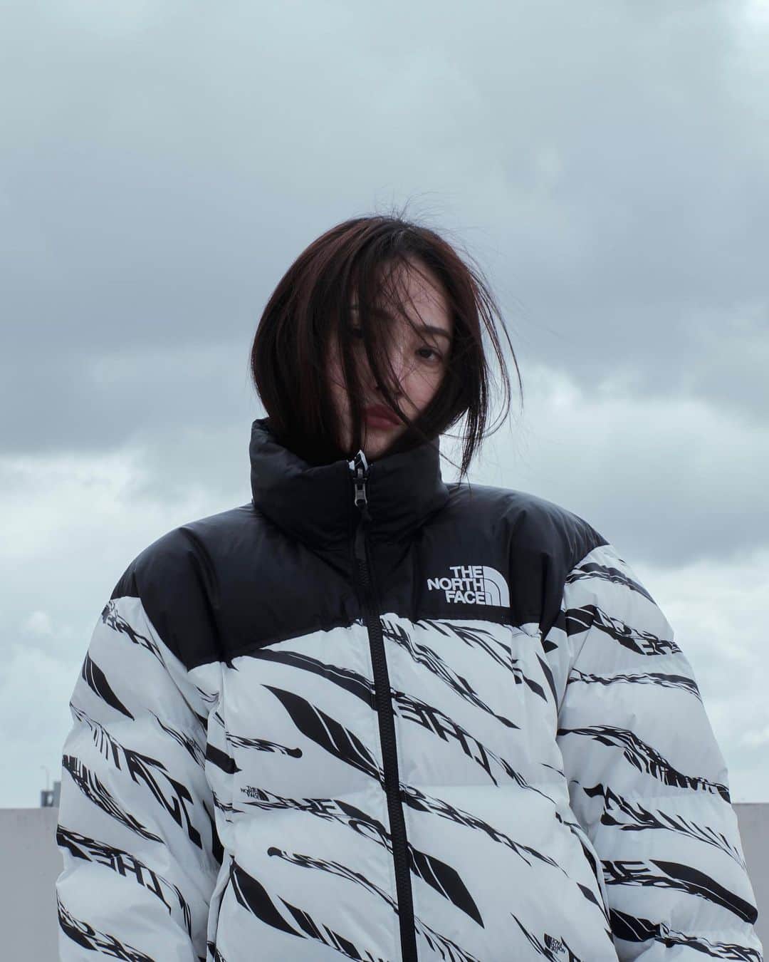 林映唯のインスタグラム：「自在如風（婆子） #thenorthfacetw #neverstopexploring」