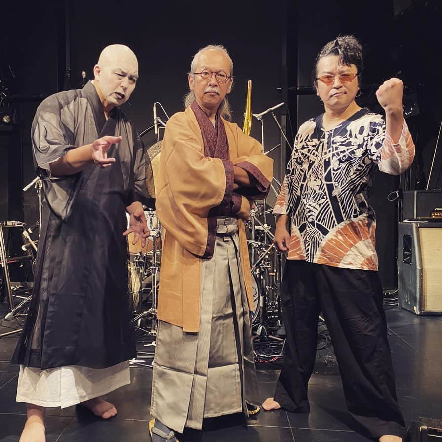 のインスタグラム：「#youtubemusicweekend   12/3(木）20時〜  Live Streaming→Start on December 3, 2020 START：8:00 PM (JST)  #オンラインフェス #onlinefestival #youtubemusic #冬フェス」
