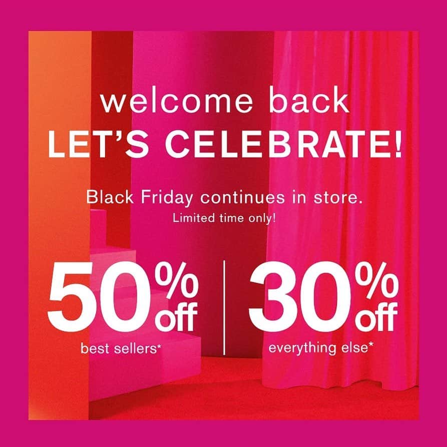 アクセサライズのインスタグラム：「WE’RE BACK ❤️   We can’t wait to see you in store as we safely shop for Christmas!   Shop our Belated Black Friday sales in store 💝」