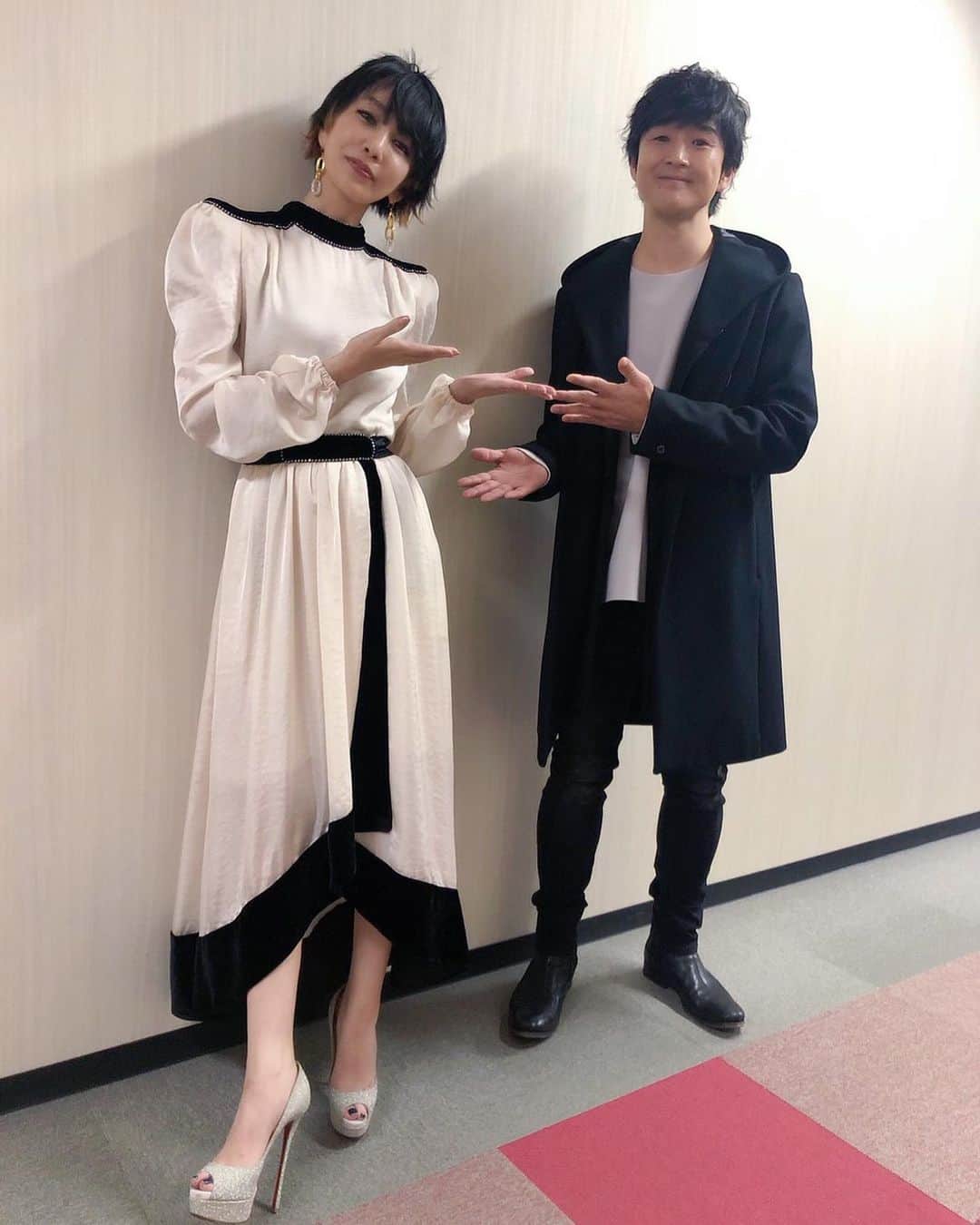 のインスタグラム：「. 観てくださった方 ありがとうございました！  #FNS歌謡祭 #真冬のハーモニー #藤巻亮太 #私 #感謝」