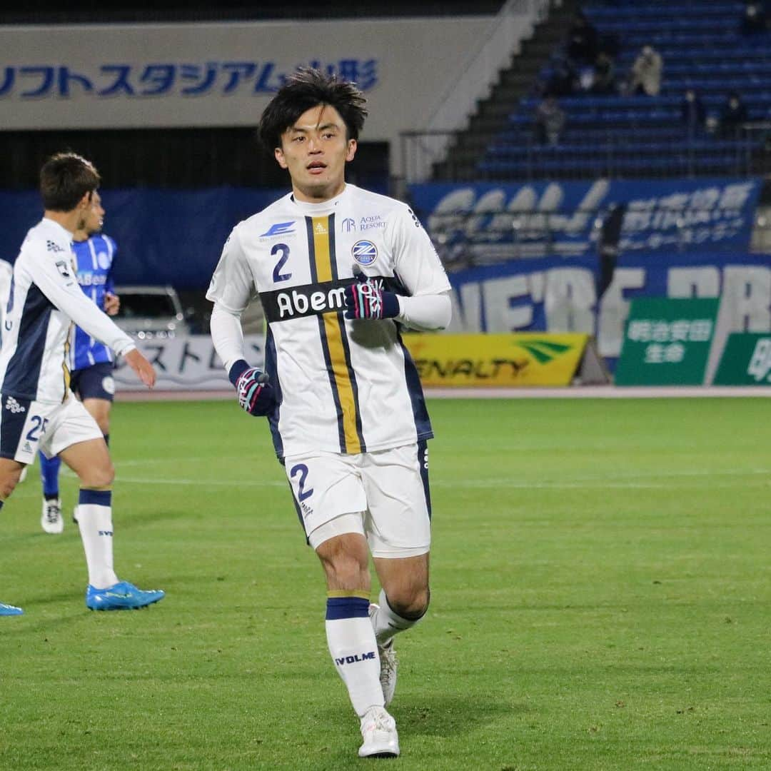 FC町田ゼルビアさんのインスタグラム写真 - (FC町田ゼルビアInstagram)「フォトギャラリー📸⚽️ ﻿ ● 町田 2 - 3 山形 ﻿ #平戸太貴 #安藤瑞季 #水本裕貴 #深津康太 #奥山政幸 #吉尾海夏 #ジョンチュングン #佐野海舟 #中島裕希  #FC町田ゼルビア #zelvia #Jリーグ #サッカー #スポーツ #soccer #football #JLeague #町田﻿ #NDソフトスタジアム山形」12月3日 0時04分 - fcmachidazelvia