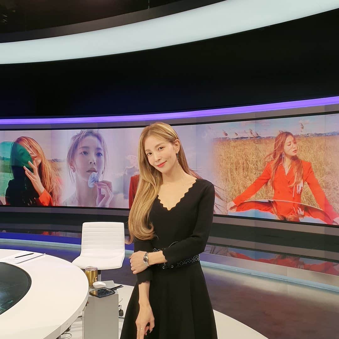 BoAのインスタグラム：「SBS 나이트라인 즐거웠습니다 ;)」