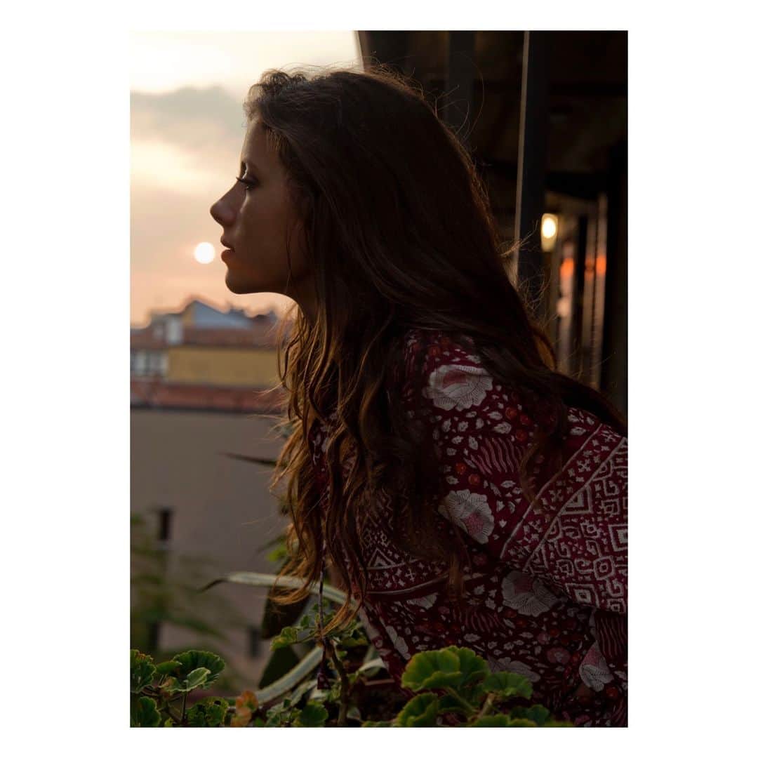 マッタのインスタグラム：「The sweet romance of these Indian block printed beauties.⁠ See more of our Yamini prints online and at our Sag Harbor boutique. ⁠ ~ link in bio for more ~」