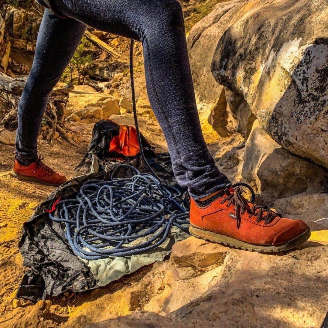 のインスタグラム：「"Essentially, I was looking for a versatile shoe that looks great with jeans but can keep up with my adventuresome side.⠀ ...But the search is over thanks to the Bozeman"⠀ ⠀ Read more about how backpacking guide, @alexijkimiatek has been conquering urban trail networks and hardwood forests in the Bozeman Collection 🥾⠀ Link in bio  📸 Alexi Kimiatek with @wildlandtrekking  .⠀ .⠀ .⠀ .⠀ #truetothetrail #bozeman #hiking #trail #hiker #walking #running」