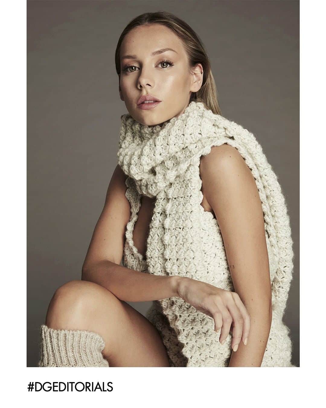 ドルチェ&ガッバーナさんのインスタグラム写真 - (ドルチェ&ガッバーナInstagram)「@ester_exposito wears #DolceGabbana on the pages of the November issue of @elle_spain.   The look includes a crochet scarf, culottes and stockings.  Photo by @rafagallar  Styled by @barbaragarralda  Makeup by @alex_saint  Hair by @pedrocedeno1  Fashion Director: @laura_somoza    #DGEditorials」12月3日 2時00分 - dolcegabbana
