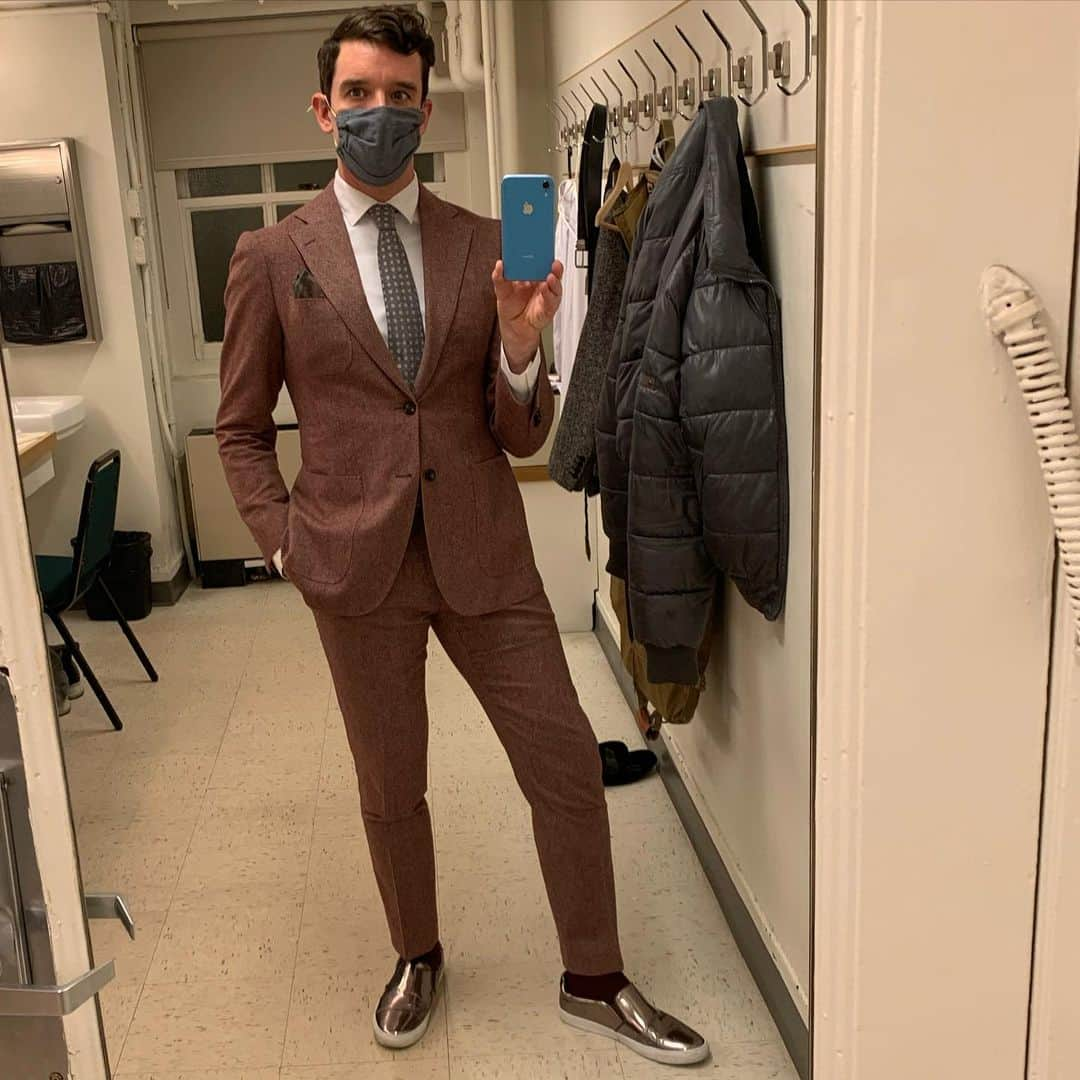 マイケル・ユーリーさんのインスタグラム写真 - (マイケル・ユーリーInstagram)「It still fits! Remember suits?」12月3日 2時08分 - michaelurielikesit