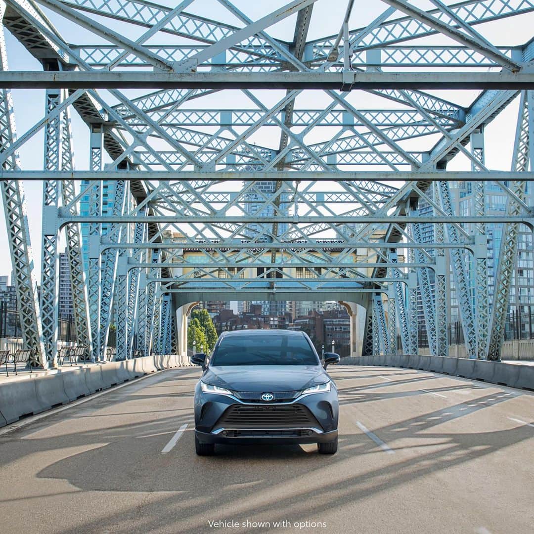toyotausaさんのインスタグラム写真 - (toyotausaInstagram)「Discover the ultimate crossover. #Venza #LetsGoPlaces」12月3日 3時08分 - toyotausa