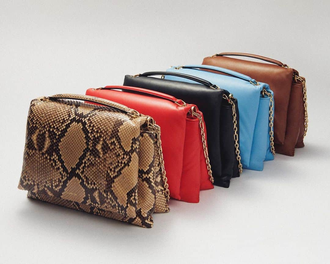 ランバンのインスタグラム：「Sugar: the new Lanvin bag. #LanvinSugarBag」