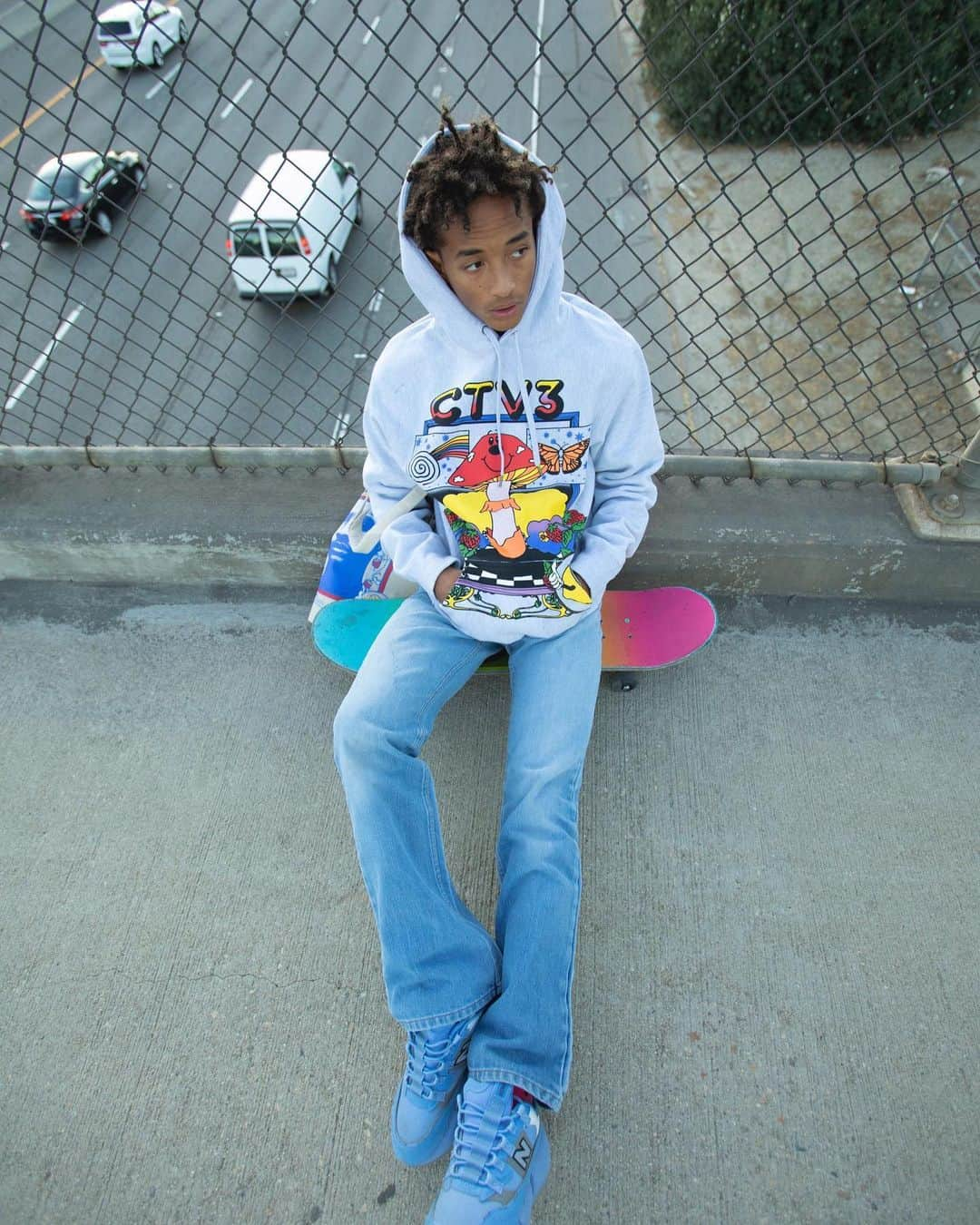 ジェイデン・スミスさんのインスタグラム写真 - (ジェイデン・スミスInstagram)「JADEN x @onlineceramics Available At Jadensmith.com #CTV3」12月3日 3時49分 - c.syresmith