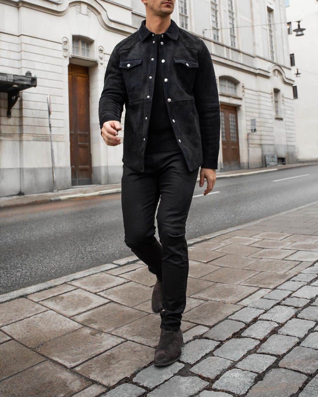 Men Withのインスタグラム：「#ad Black on black is always a good choice! Shop more styles like this at @nlymancom now 🔥  Tap the photo shop this outfit!」