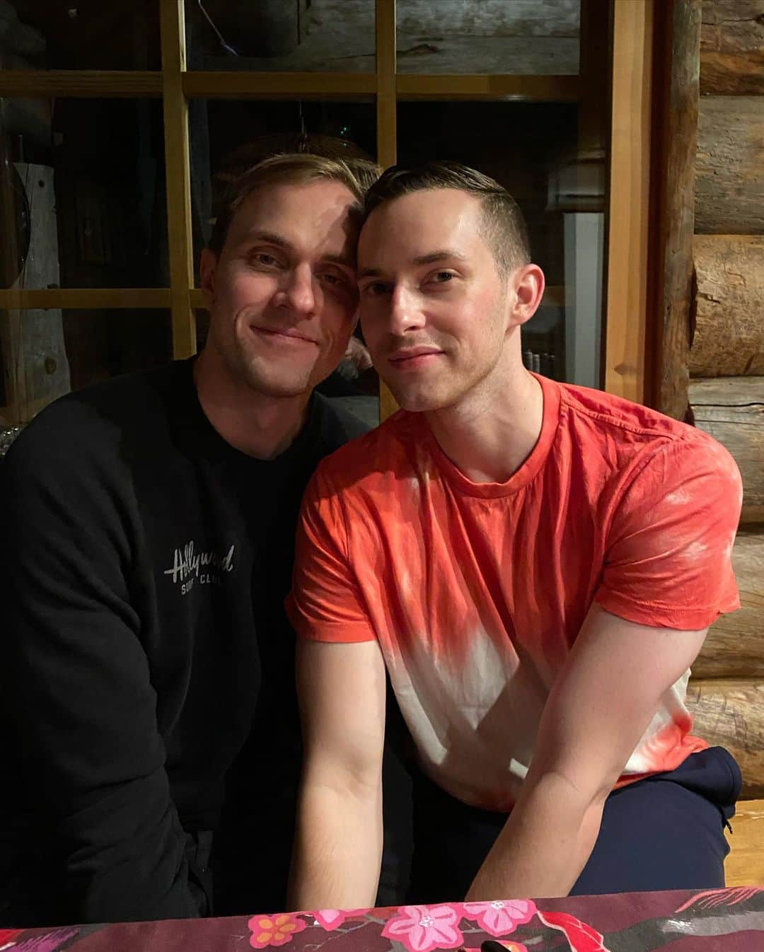アダム・リッポンのインスタグラム：「We went to a cottage in the Middle-of-no-where, Finland for a few days without cell service or wifi and I, against all odds, survived.」