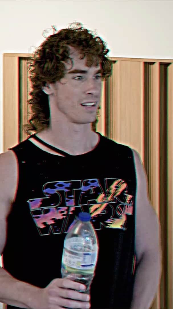 Don Brocoのインスタグラム：「An Insecure Drum Sound From An Insecure Producer   📹: @lawrencehardy」