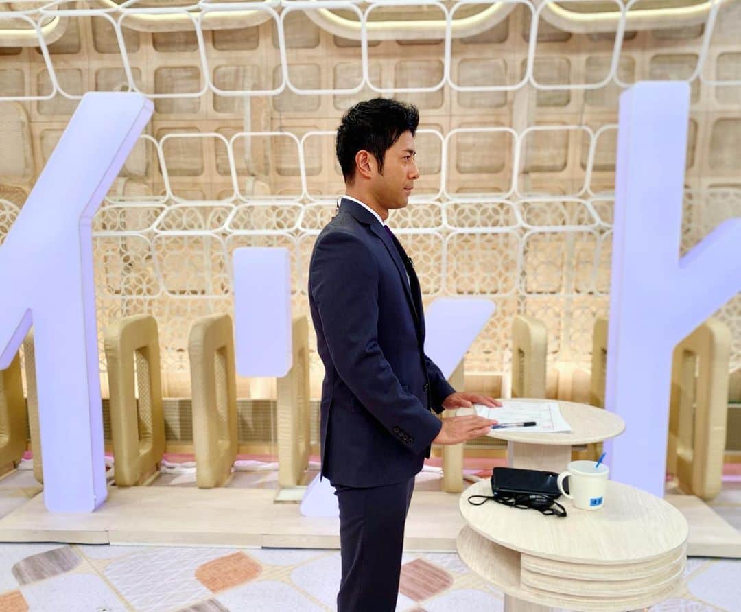 フジテレビ「プライムニュース イブニング」さんのインスタグラム写真 - (フジテレビ「プライムニュース イブニング」Instagram)「イット！は15時45分から   ●#重症者 急増…医療現場の最前線は ●被害者が語る #ニトリ偽サイト の手口 ●独占！#今井絵理子 議員 #プロレスラー になる息子とともに ●「 #ＦＮＳ歌謡祭 」豪華コラボ再び ●政治家の #視察 を観察！ #税金 800万ヨーロッパ “観光”指摘で返金は   きょうもぜひご覧ください！ #榎並大二郎 ＠enami_daijiro #イット⠀ #加藤綾子 @ayako_kato.official #木村拓也 @takuya.kimura0801   #柳澤秀夫  #ガチャピン⠀ #三井良浩   #石本沙織 #小澤陽子   #フジテレビ⠀ #アナウンサー⠀ 公式HP：https://www.fujitv.co.jp/livenews_it/ FNNプライムオンライン：https://www.fnn.jp/」12月3日 15時28分 - livenews_it
