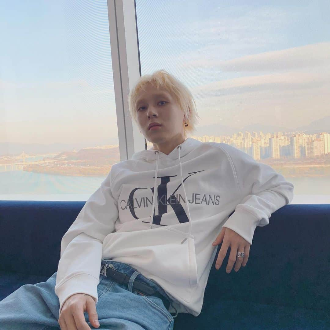 イドンさんのインスタグラム写真 - (イドンInstagram)12月3日 16時03分 - hyojong_1994