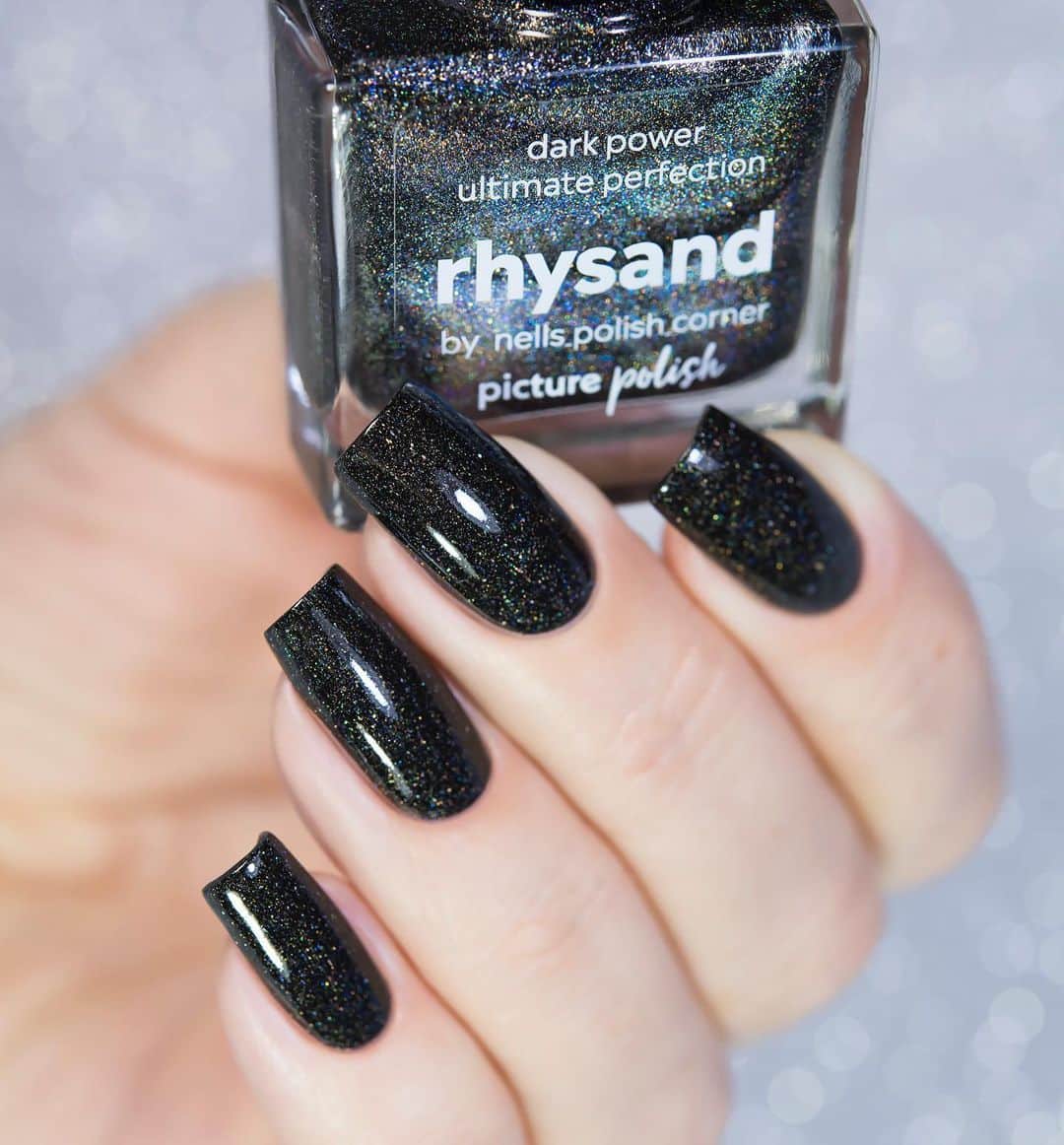 Sveta Sandersのインスタグラム：「#PicturePolish Rhysand by @picturepolish ❤️」