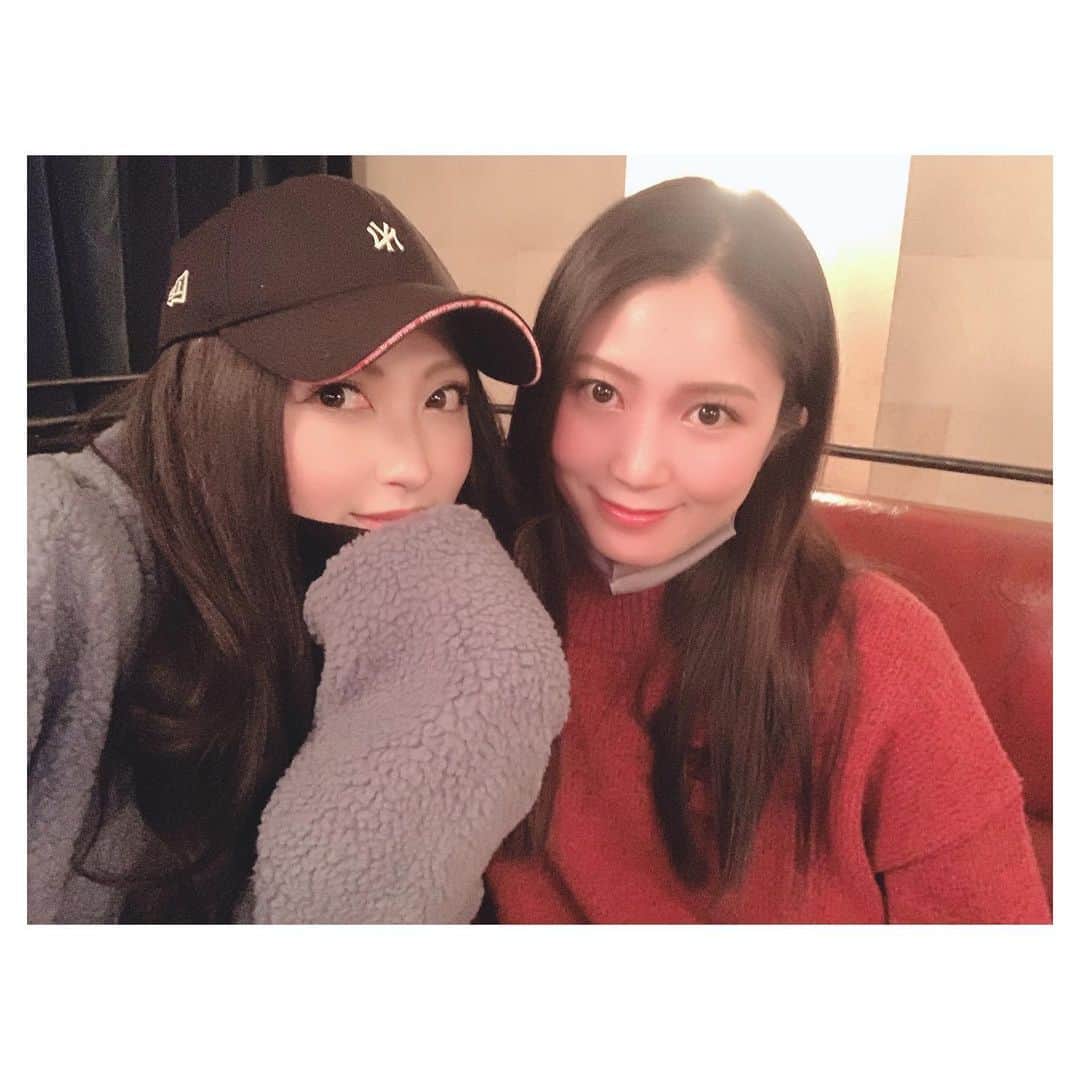 Nacoのインスタグラム：「やっと会えた❤ 楽で大好きな友達との楽しい時間はあっという間😌 . #girlstalk #friend #chill #love #happy #instagood #instalike #mylife #thx #congrats #tallgirls #followme #친구 #친스타그램 #오랜만에 #모델 #얼스타그램 #元祖 #底なし会 #ランチビール #171cmと175cm #昔から顔似てるって言われるけどそうかな笑 #高身長女子 #酒飲み女子」