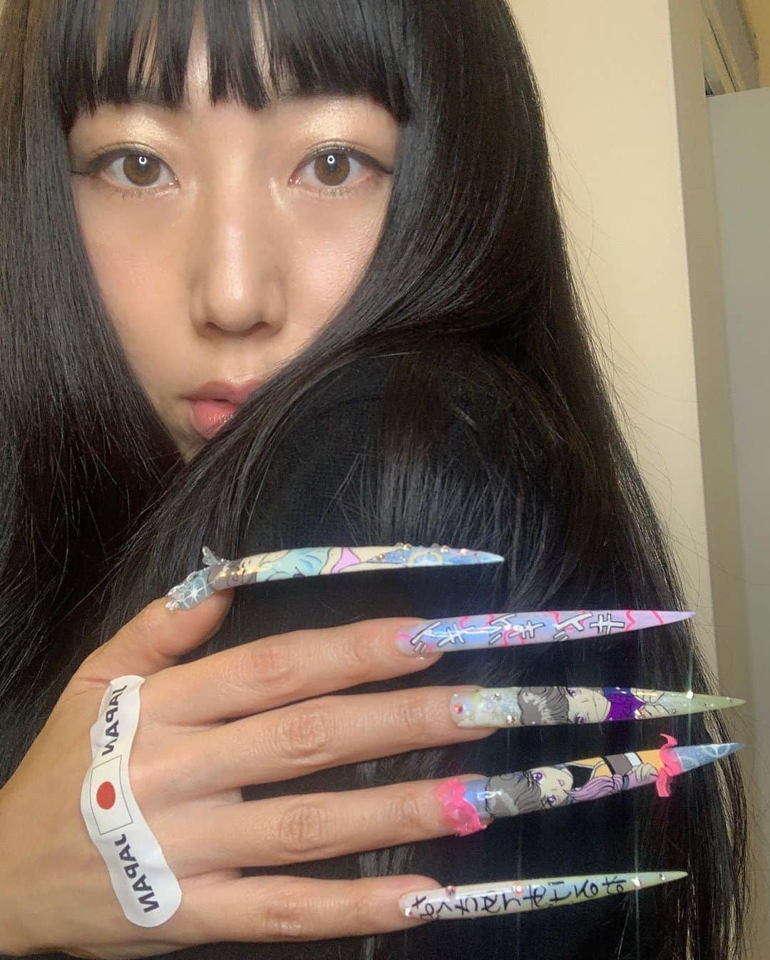 Mei Kawajiriさんのインスタグラム写真 - (Mei KawajiriInstagram)「I’m here for u 💜💭✨All handpainted 💕🍀💕#anime #nails💜💭 #nailsbymei #ドキドキ #なぐさめてあげるね」12月3日 9時13分 - nailsbymei