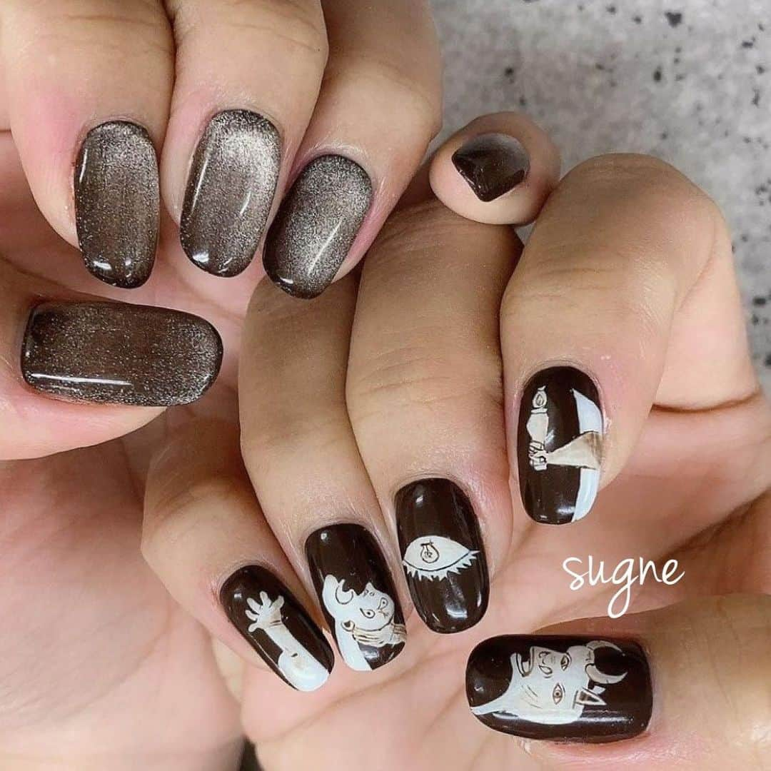 ネイル アイ サロン スグネのインスタグラム：「Hand drawn illustration  by @_mio__t   #手描きネイル #sugne #nail  #nailart #ネイル #ネイルデザイン #カジュアルネイル #ショートネイル #ネイル #ニュアンスネイル #ニュアンスアート #大人っぽいネイル #高田馬場ネイル #高田馬場 #네일 #네일스타그램」