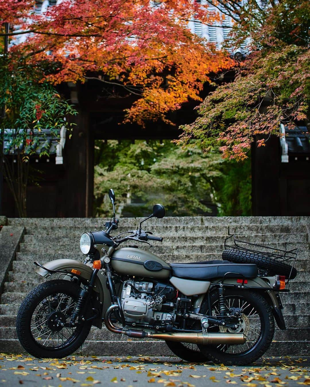 Ural Motorcyclesさんのインスタグラム写真 - (Ural MotorcyclesInstagram)「世界を広げてくれる相棒 #ウラルアドベンチャー」12月3日 11時33分 - ural_japan_official