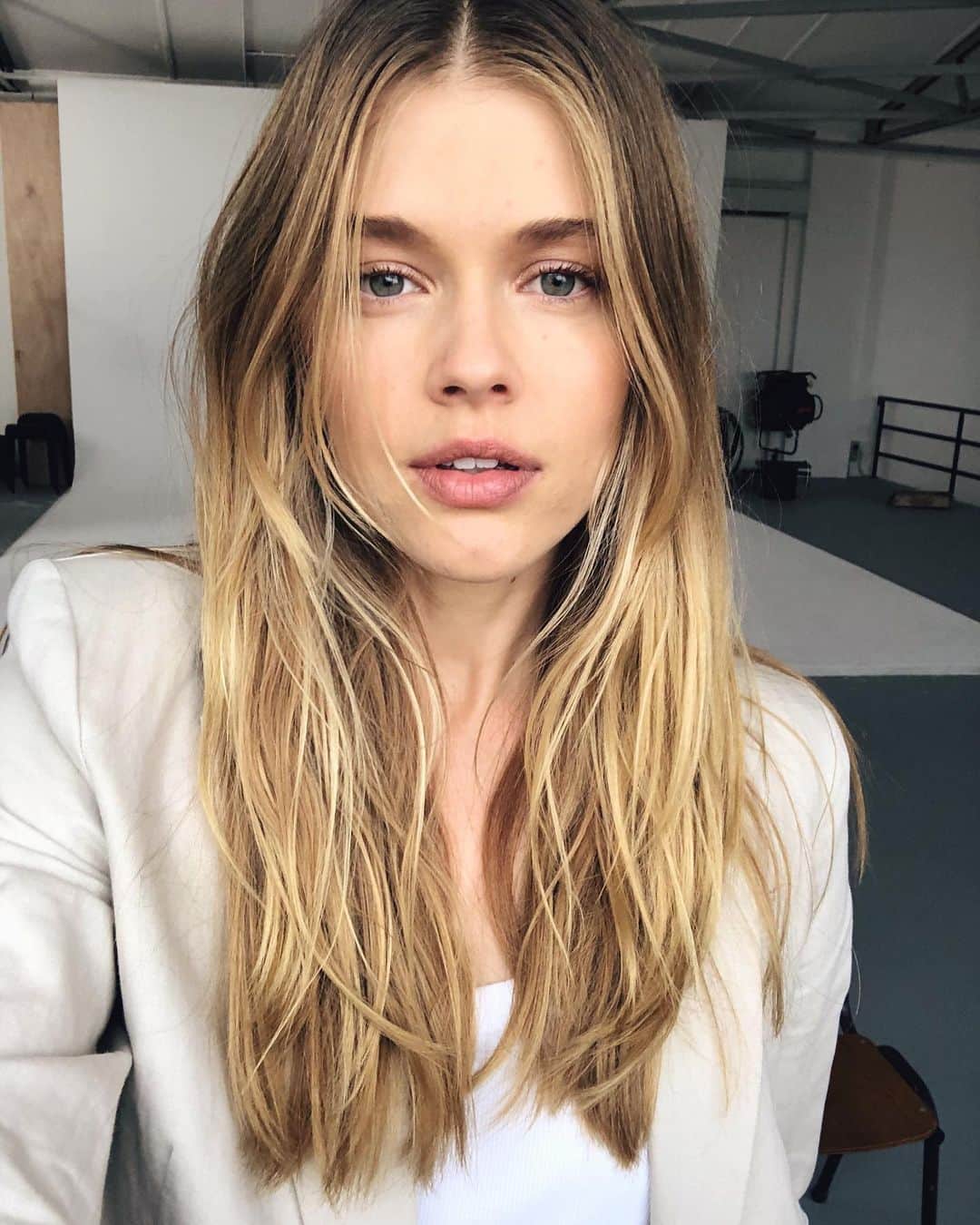 のインスタグラム：「🖤 Yesterday @isabellaschimid @keirenstreethair」