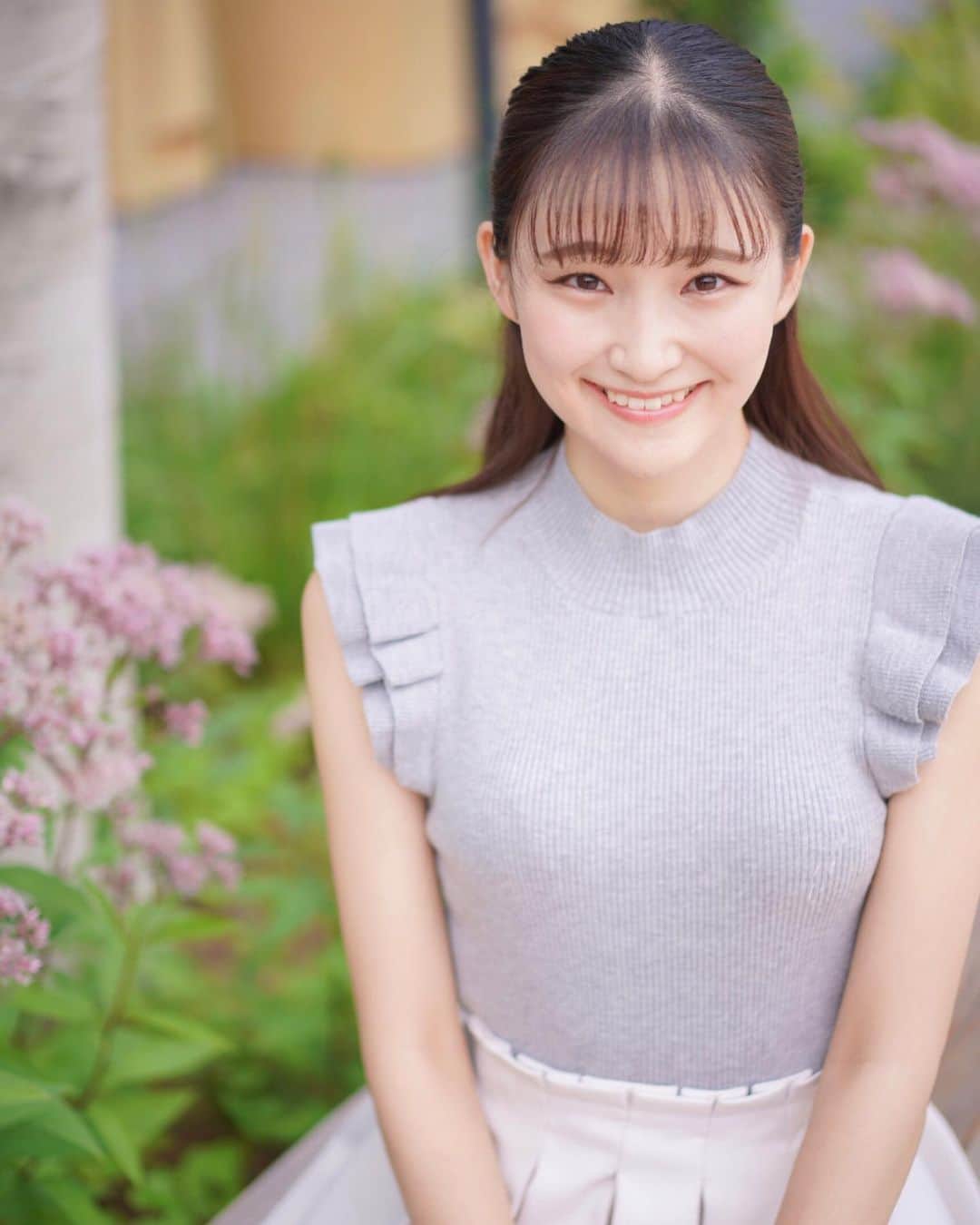 加藤早和子のインスタグラム：「❤︎ ミス日本コンテスト2021 の 公式ホームページがオープンしました！ (プロフィールからご覧ください☺️)  私はエントリーNo.5 です⚽️  本戦まで2ヶ月弱に迫りましたが これまで以上に頑張ります！！  応援して頂けたら嬉しいです☺️❤︎  P.S.  DMなどへの温かいメッセージいつも読ませて 頂いてます。本当にありがとうございます🙈♡  . . #ミス日本 #ミス日本コンテスト #ファイナリスト #ミス日本2021 #2021ミス日本ファイナリスト #ミスコン #青山学院大学 #女子大生 #いいね返し #missjapan #misscon #instalike」