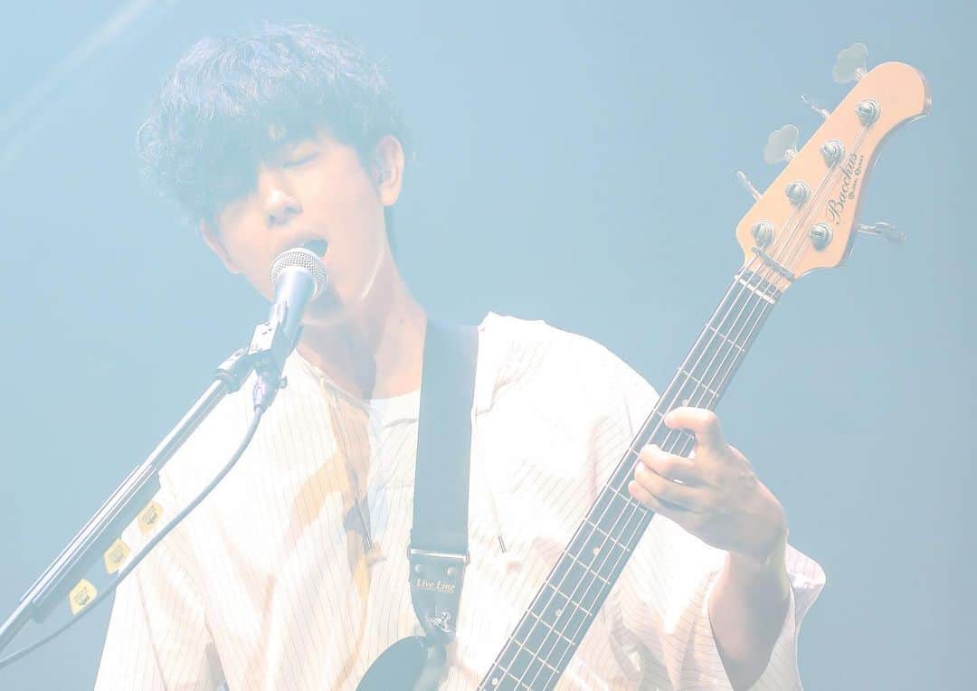 flumpoolさんのインスタグラム写真 - (flumpoolInstagram)「flumpool「FOR ROOTS」～半Real～映像作品 本日リリースです。  flumpool 10th Tour「Real」の会場＆アスマート限定で発売！  チェックお願いします！！  #flumpool #live #streaming #for #roots #半Real #osaka #2020」12月3日 12時27分 - flumpoolofficial