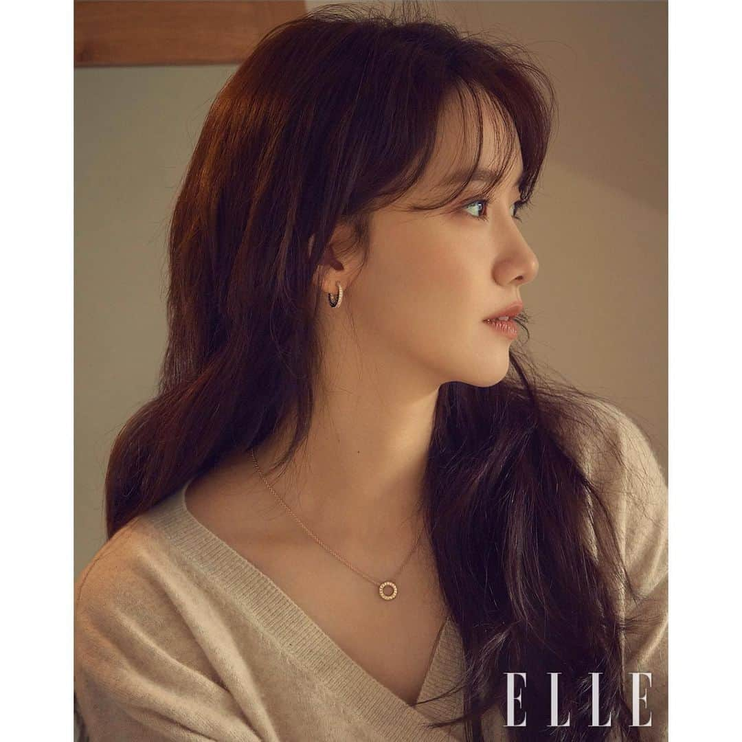 ユナさんのインスタグラム写真 - (ユナInstagram)「_ 판도라 엘르 화보 공개💍  #임윤아 #LIMYOONA #limyoona__official #융스타그램 @pandorainkorea #판도라 #엘르」12月3日 12時41分 - limyoona__official