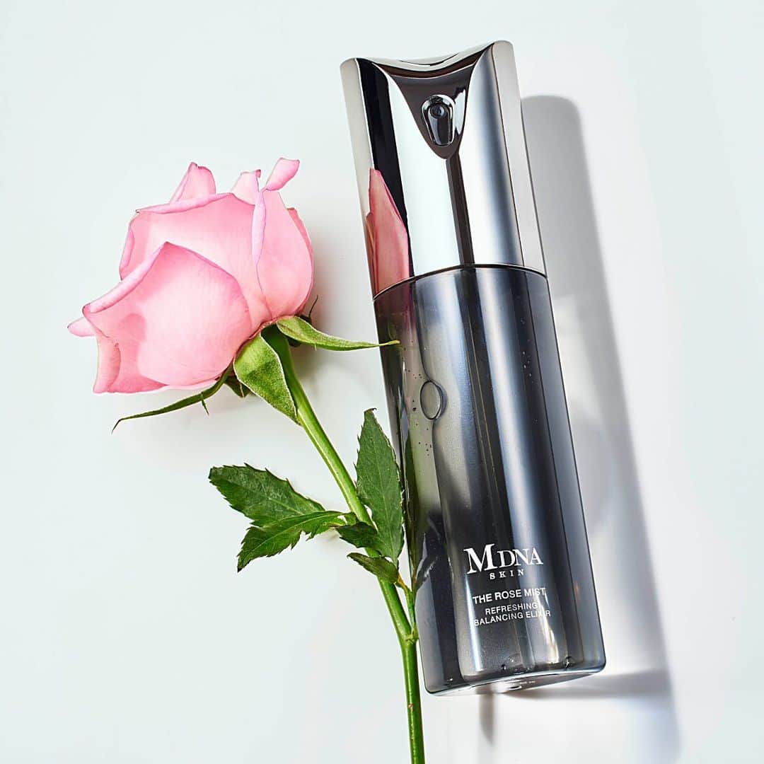 MDNA SKINのインスタグラム：「パルカとローズが、肌のすこやかさをサポート。 #ザローズミスト  心ゆくまで、 肌が美容成分「パルカ」に満たされる化粧水。  乾燥や肌荒れなど、肌のSOSに沿った潤いを角層に届け、 浸透保湿を叶えます。  #MDNASKIN #Madonna #skincare #skincareluxury #beautycare #facecare #エムディーエヌエースキン #スキンケア #マドンナ #フェイスケア #美肌ケア #ライフスタイル #美容習慣 #美容部 #化粧水 #パルカ #ハリ肌 #スキンケア #ミスト化粧水 #潤い肌 #乾燥」