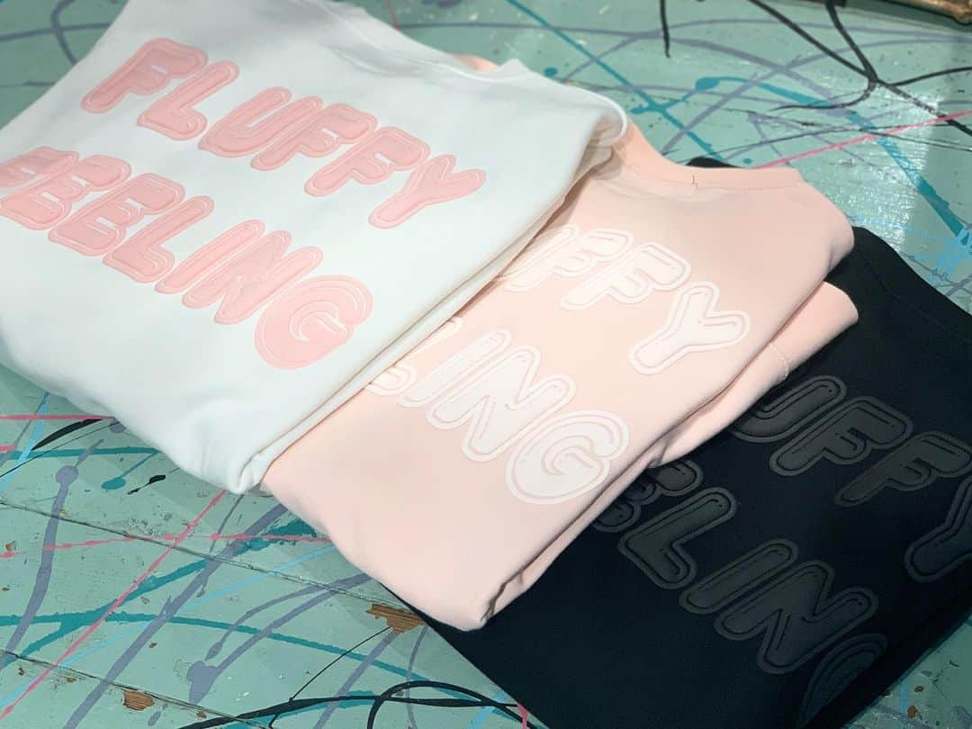 ミルクボーイさんのインスタグラム写真 - (ミルクボーイInstagram)「New series arrived @milkboyharajuku  FULFFY SWEATS ￥8,400+tx White/Pink/Black」12月3日 13時58分 - milkboyharajuku