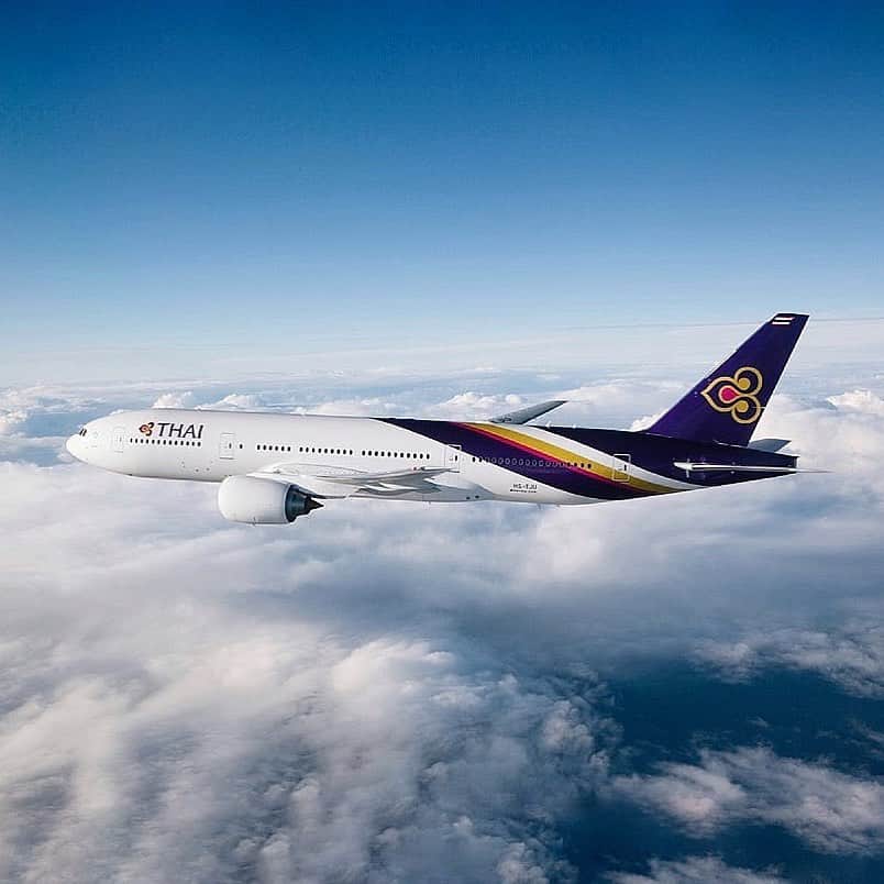 タイ航空のインスタグラム：「B777-200ER will be back on domestic routes.  . Guess where it is…? . . . #staytuned #thaiairways #smoothassilk #LegacyReturn #บินกับการบินไทยให้หายคิดถึง #สบายต่างกัน」