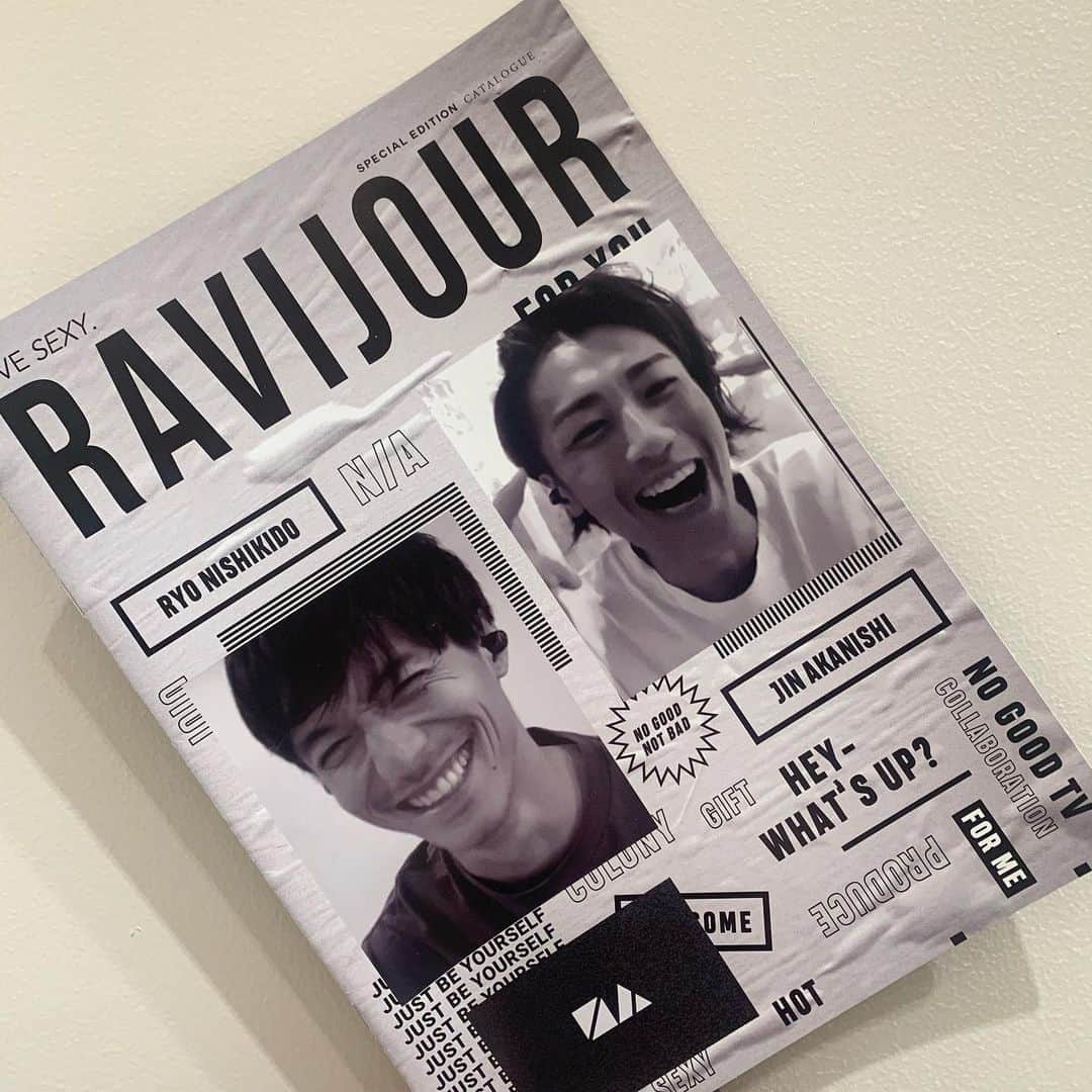 Ravijour札幌4丁目プラザ店のインスタグラム：「N/Aスペシャルブックが 今日から配布となります❤️❤️  RAVIJOURの商品を購入してくださった 皆様にお渡ししていますが数に限りが 御座いますのでお早めにお求めください🌟  #N/A #nogoodtv  #ravijour  #ravijourstaff  #ravijour_official  #ravijoursapporo  #ラヴィジュール」