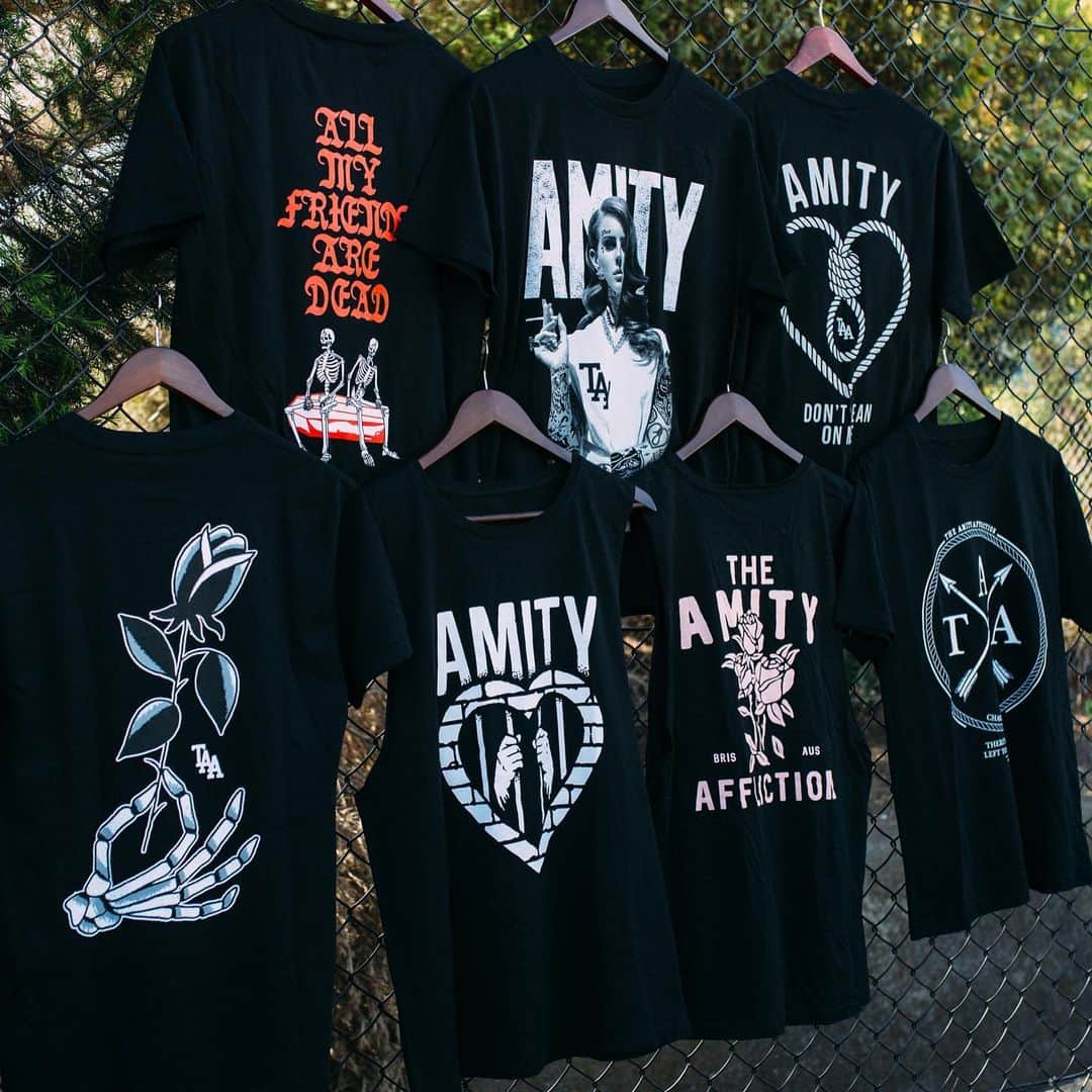 The Amity Afflictionさんのインスタグラム写真 - (The Amity AfflictionInstagram)「Lot’s of classics up on @24hundrednet now. Link in bio 🖤」12月3日 14時53分 - theamityaffliction