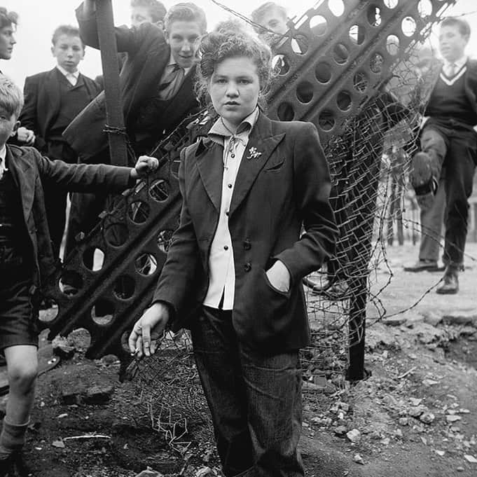 AnOther Magazineさんのインスタグラム写真 - (AnOther MagazineInstagram)「”They wore what they wore”: the timeless appeal of the Teddy Girls ⁠⠀ ⁠⠀ In 1950s London, the Teddy Girls ruled the streets. The subculture emerged from the wreckage of a ravaged capital, with teenage girls forming their own fashion-focused gangs in the post-war debris. This new book, featuring the photography of Ken Russell, celebrates these rebellious teen girl gangs of 1950s London. Link in bio 📲⁠⠀ ⁠⠀ 📸  is Teddy Girls, photography by Ken Russell, published by @happydancerbooks, available from @donlonbooks. Images c/o @topfoto/Ken Russell⁠⠀」12月4日 1時27分 - anothermagazine