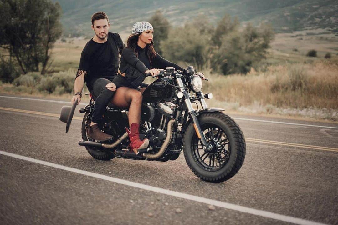 epidemic_motorsさんのインスタグラム写真 - (epidemic_motorsInstagram)「“Life is not a competition between men and women. It’s a collaboration.” Via @queen_quai_  #epidemicmotors #epidemic_motors」12月4日 1時48分 - epidemic_motors