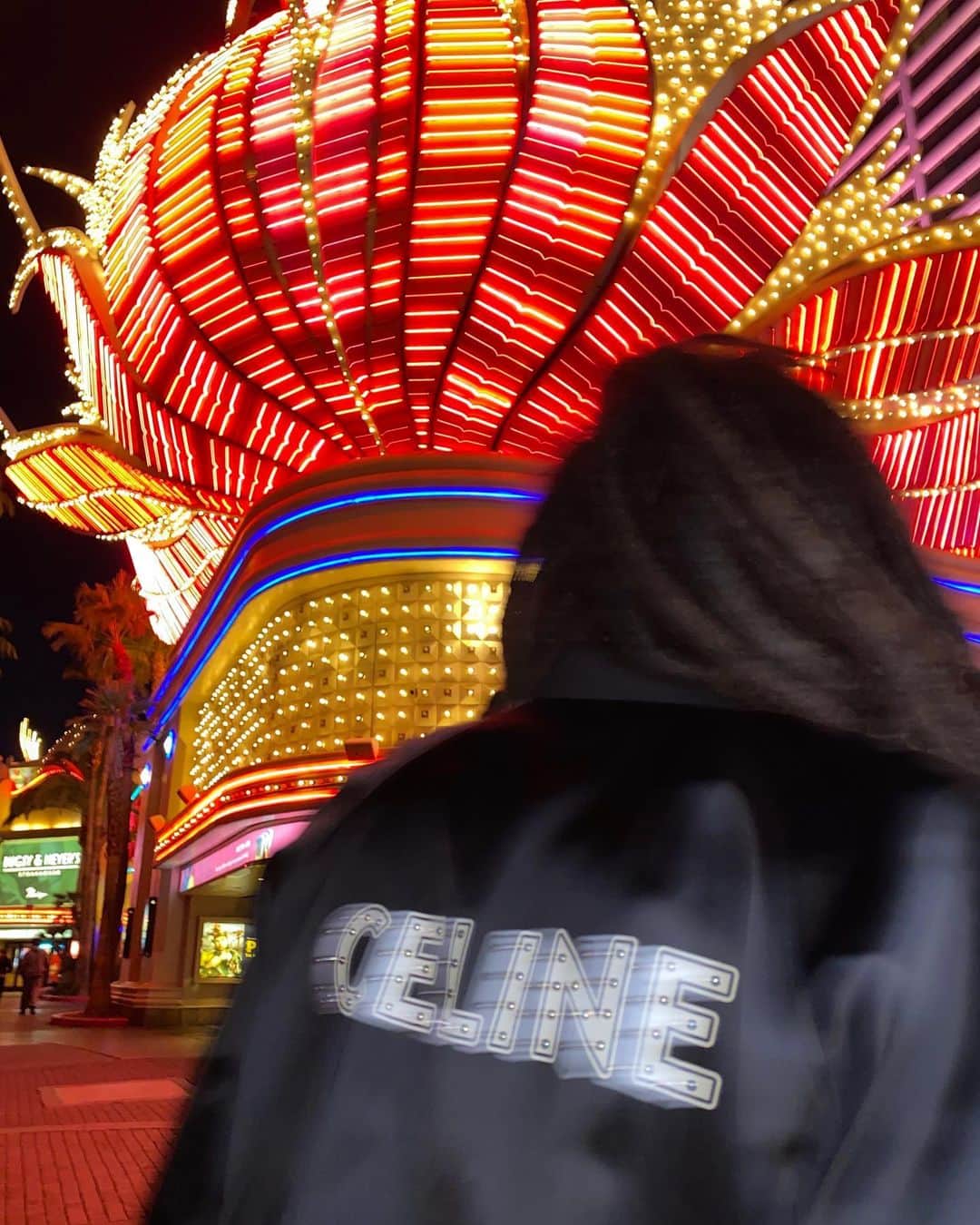 MR PORTERさんのインスタグラム写真 - (MR PORTERInstagram)「Welcome to Sin City. To celebrate the launch of the exclusive capsule by CELINE HOMME on MR PORTER, we joined actor and producer, Mr @lukasabbat, for a night on the Las Vegas strip. Tap the link in bio to shop the full collection @celine #FriendsofMRPORTER  Mr @lukasabbat wears CELINE HOMME - Screen-Printed Loopback Cotton-Jersey Hoodie and CELINE HOMME - Striped Wool Skate Pants.」12月3日 17時49分 - mrporter