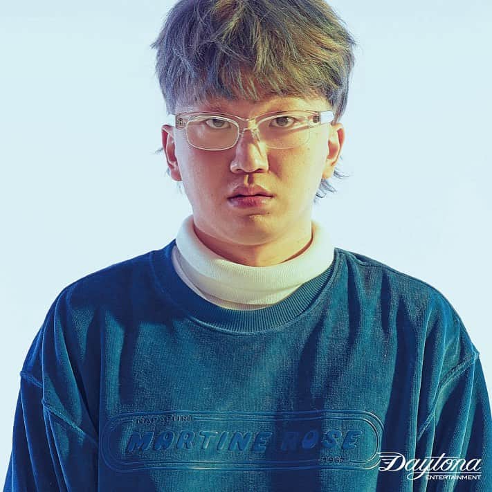 thequiettのインスタグラム：「퓨쳐리스틱 스웨버 어서오고~ @yfgod @daytona.ent」