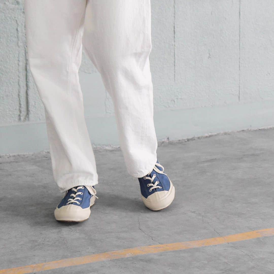 MOONSTARのインスタグラム：「GYM CLASSIC / BLUE  #moonstarshoes  #finevulcanized  #gymclassic  #madeinkurume」