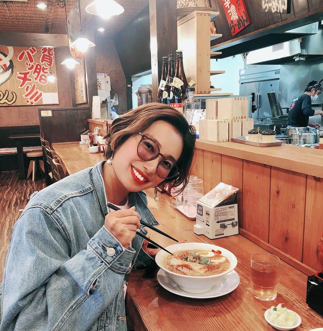エマ中岡優姫のインスタグラム：「珍しくラーメン 食べてみました😊🍜 #ラーメン」